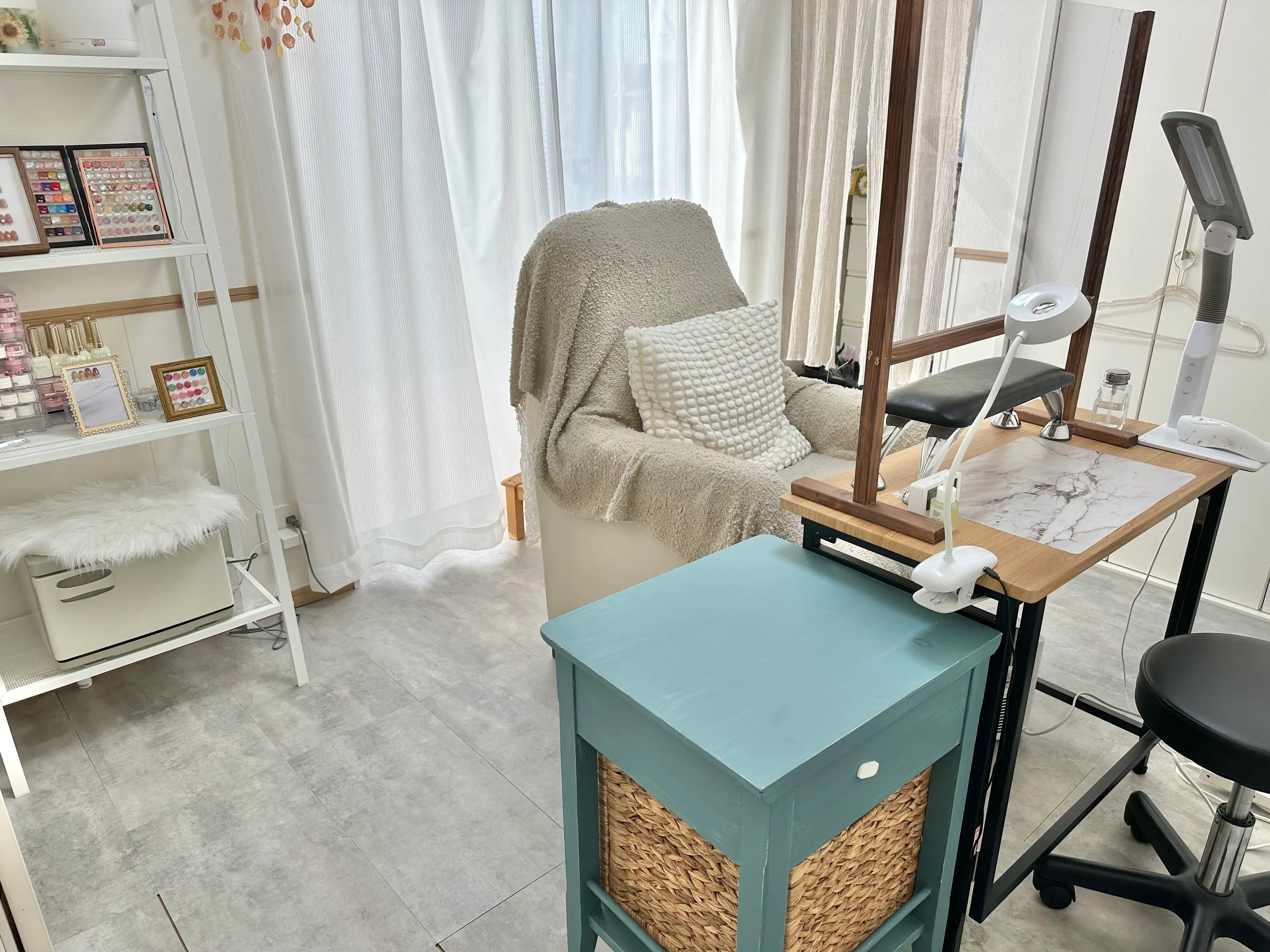 Mnailの内観・外観1