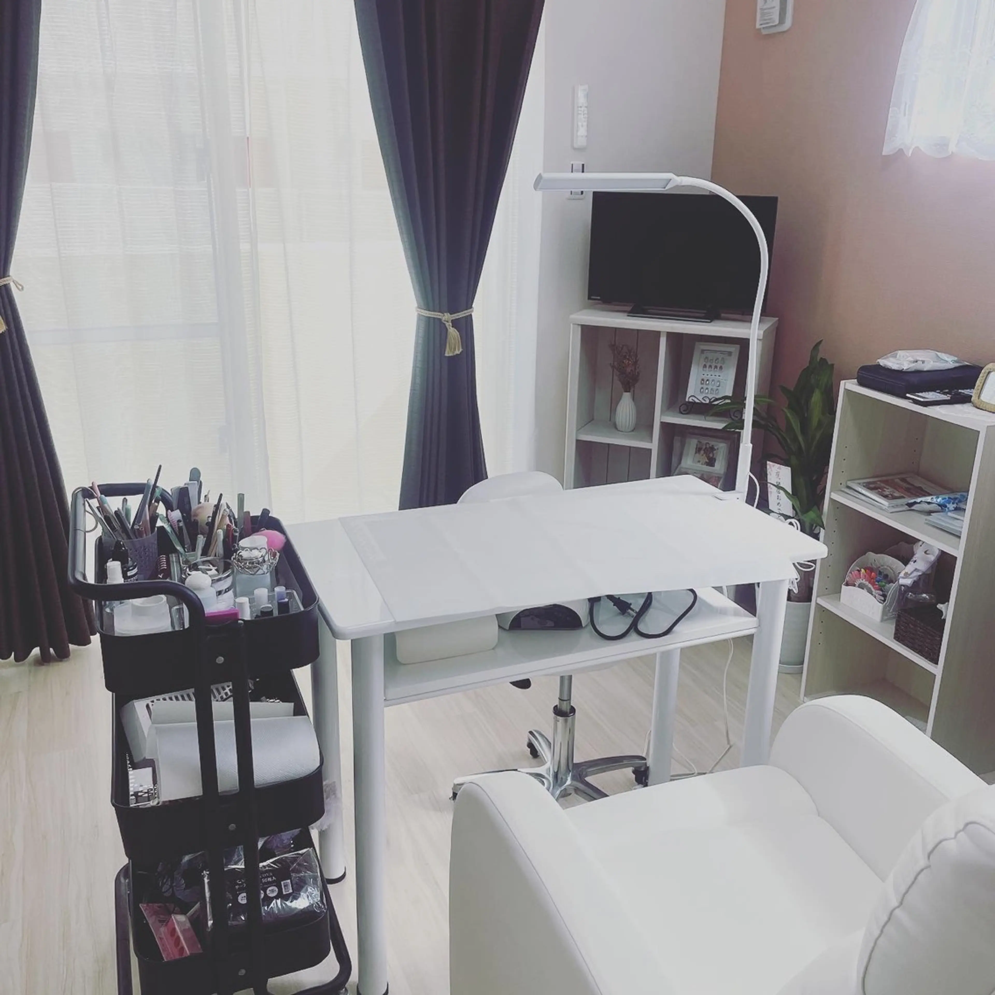 Nail Salon    Amourの内観・外観3