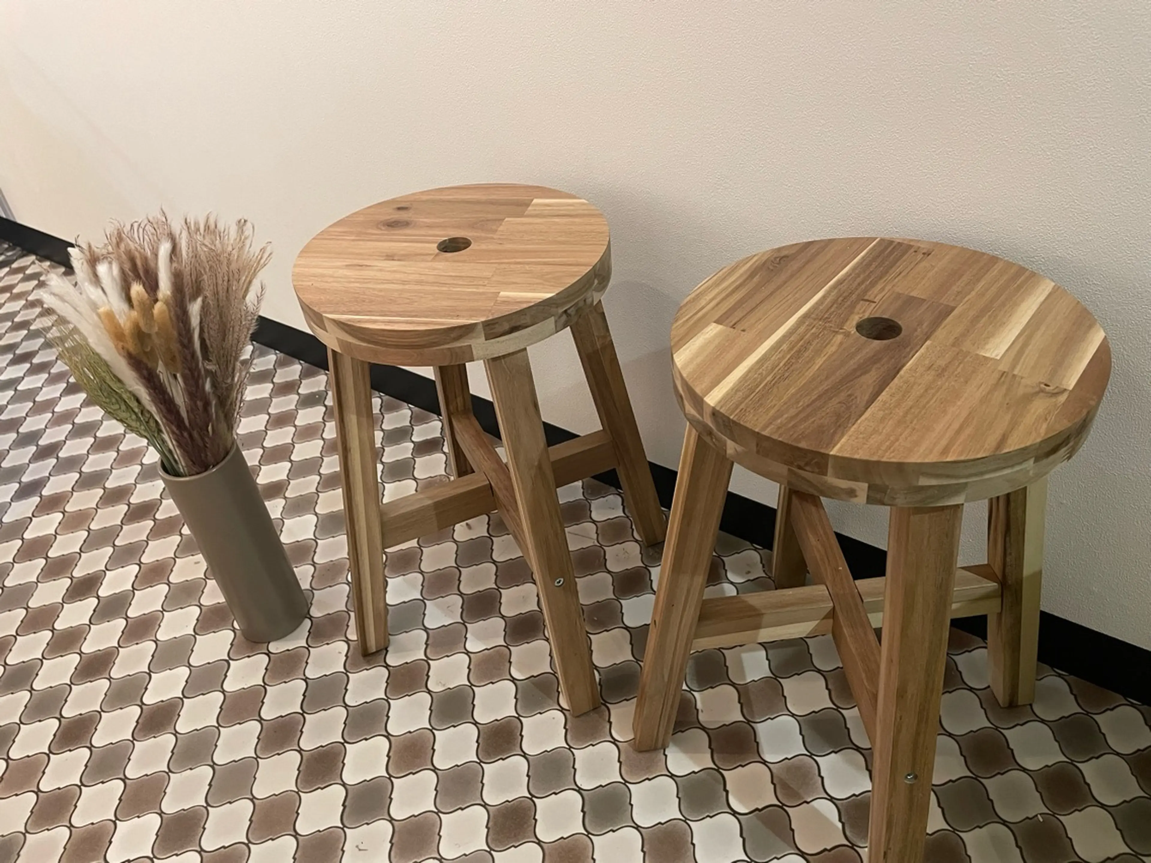 MARU NAIL 新宿の内観・外観2