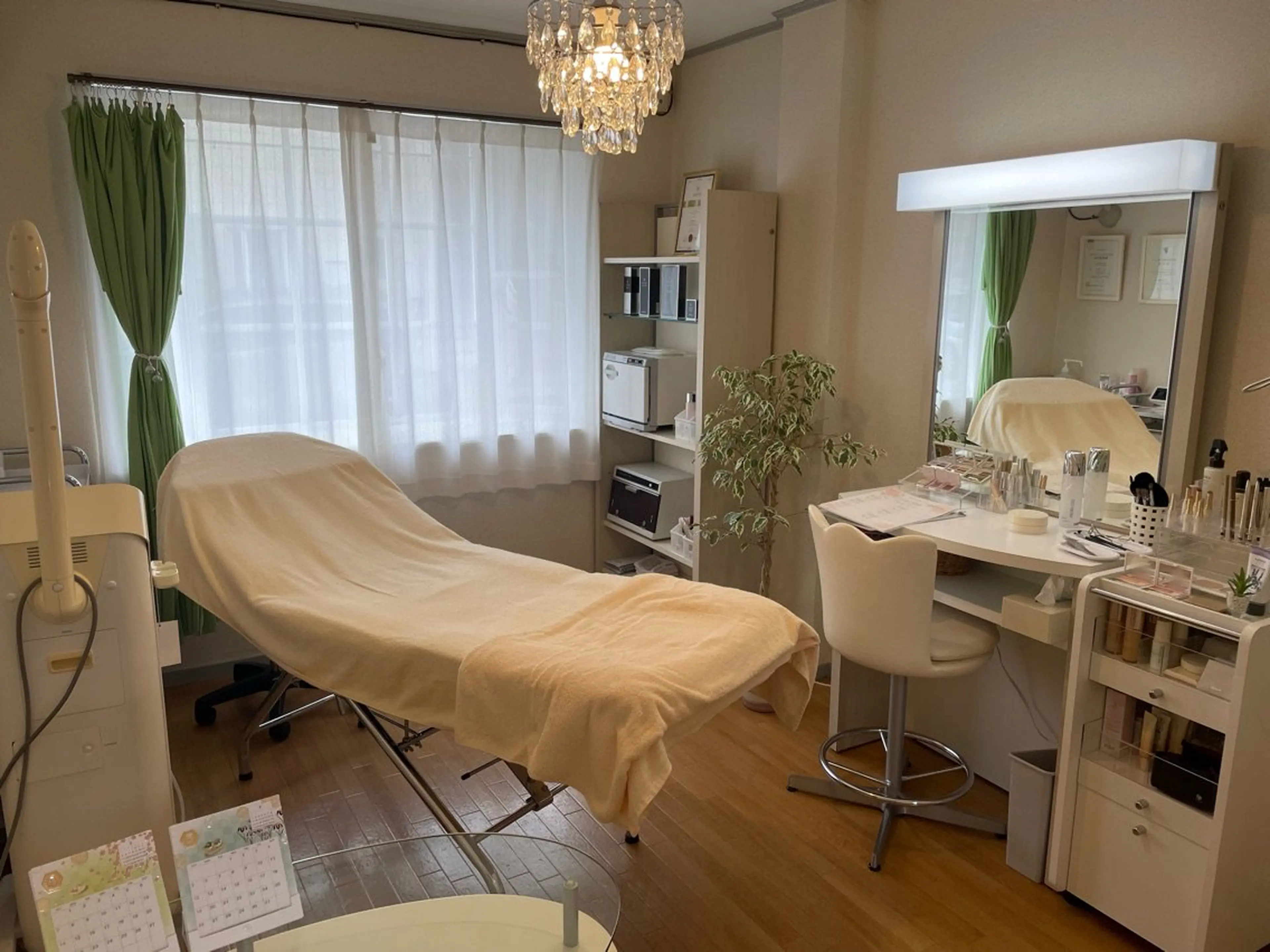 Salon ennaの内観・外観1