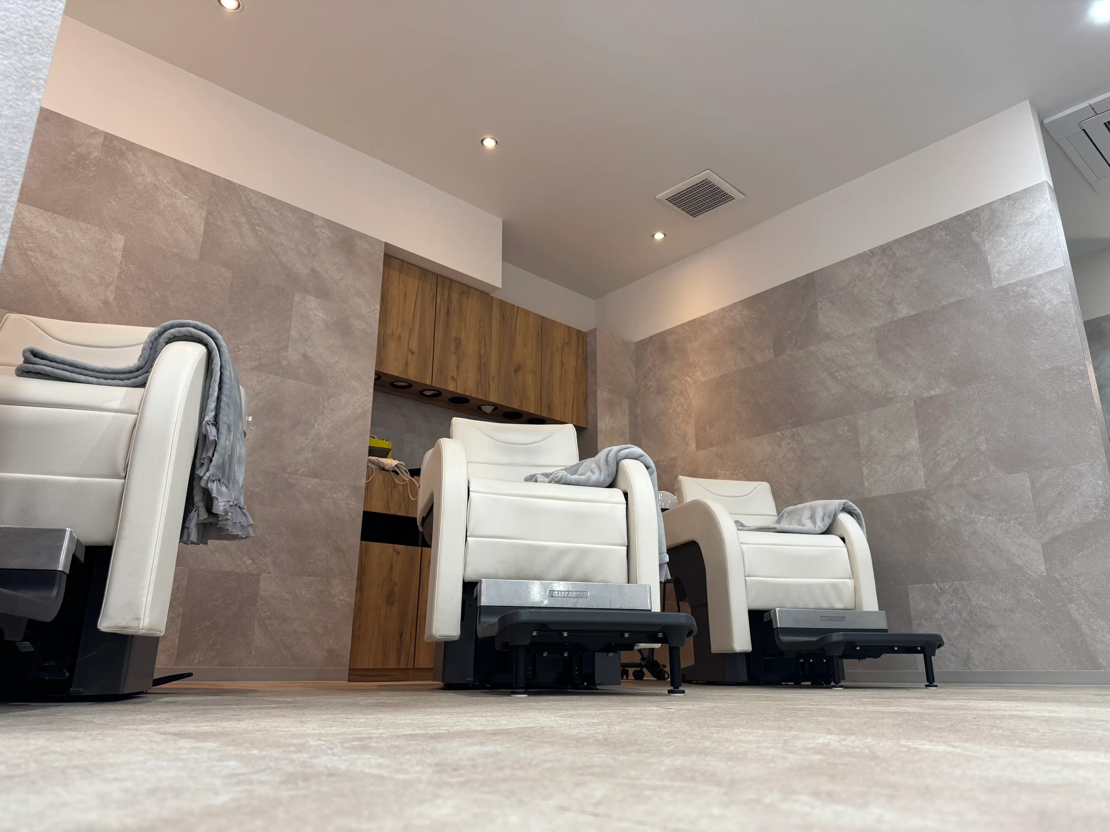 韓国ヘア ケアブリーチ KORELLEの内観・外観3