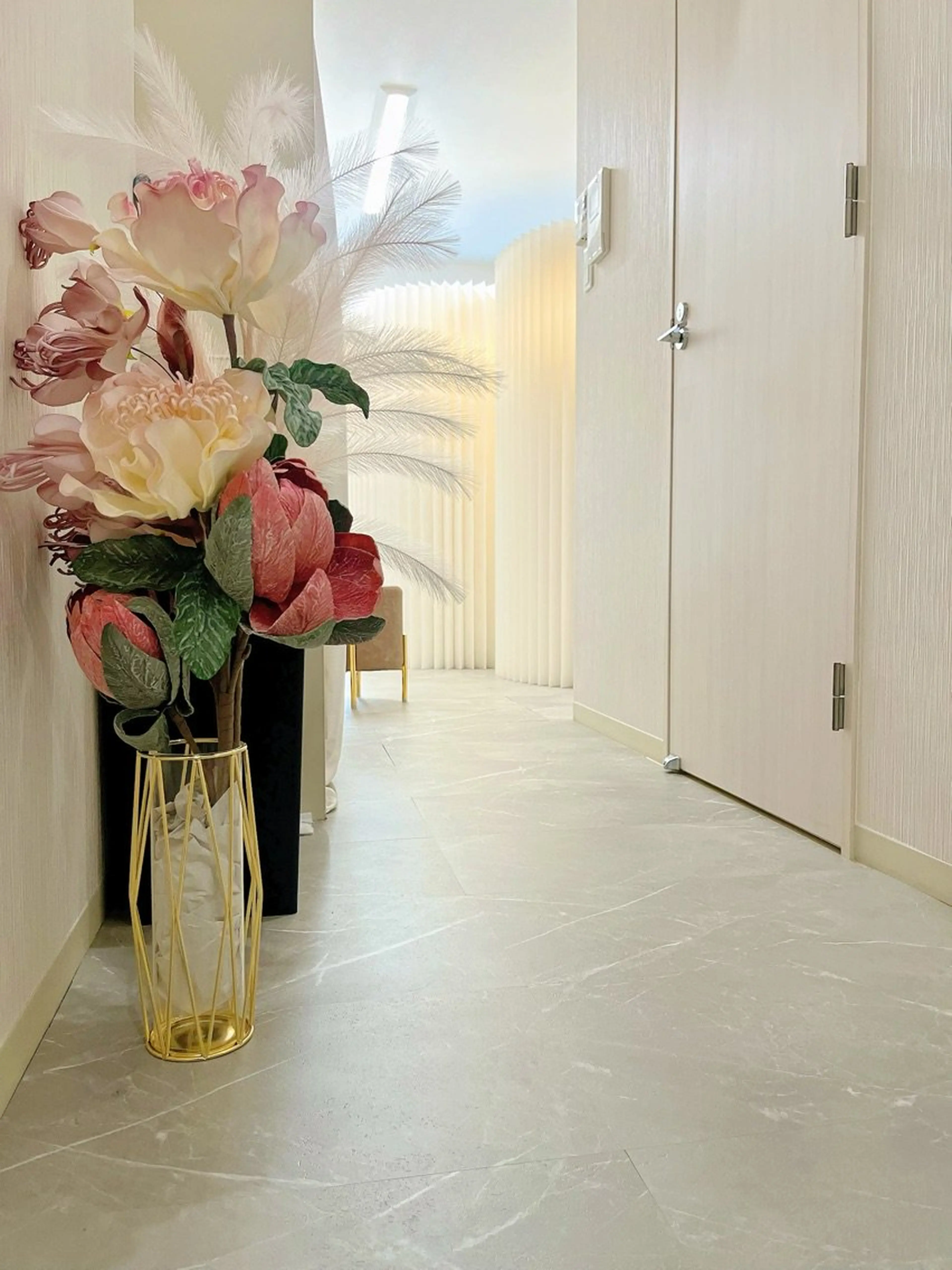 Elle【エル】Eyelash&Eyeblowの内観・外観1