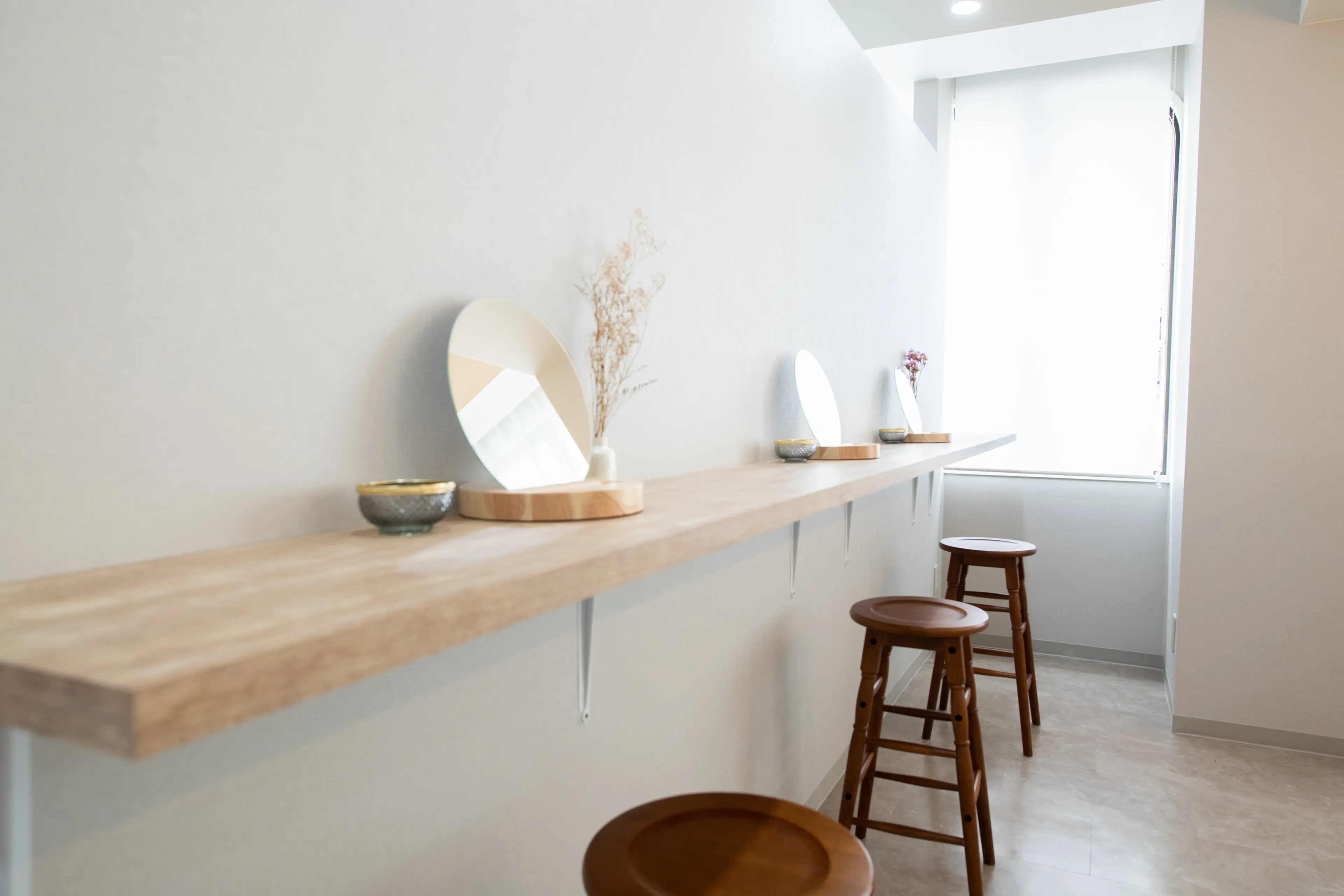 lia 蕨店の内観・外観2