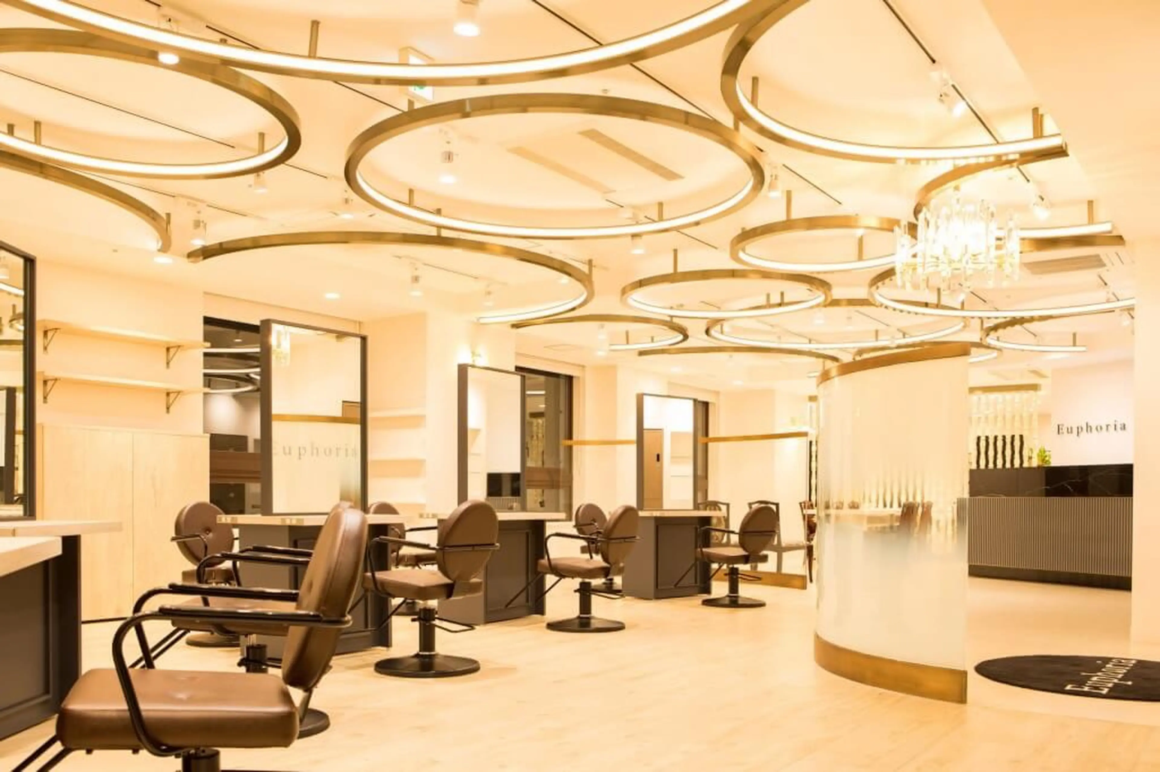 Euphoria 銀座本店の内観・外観2