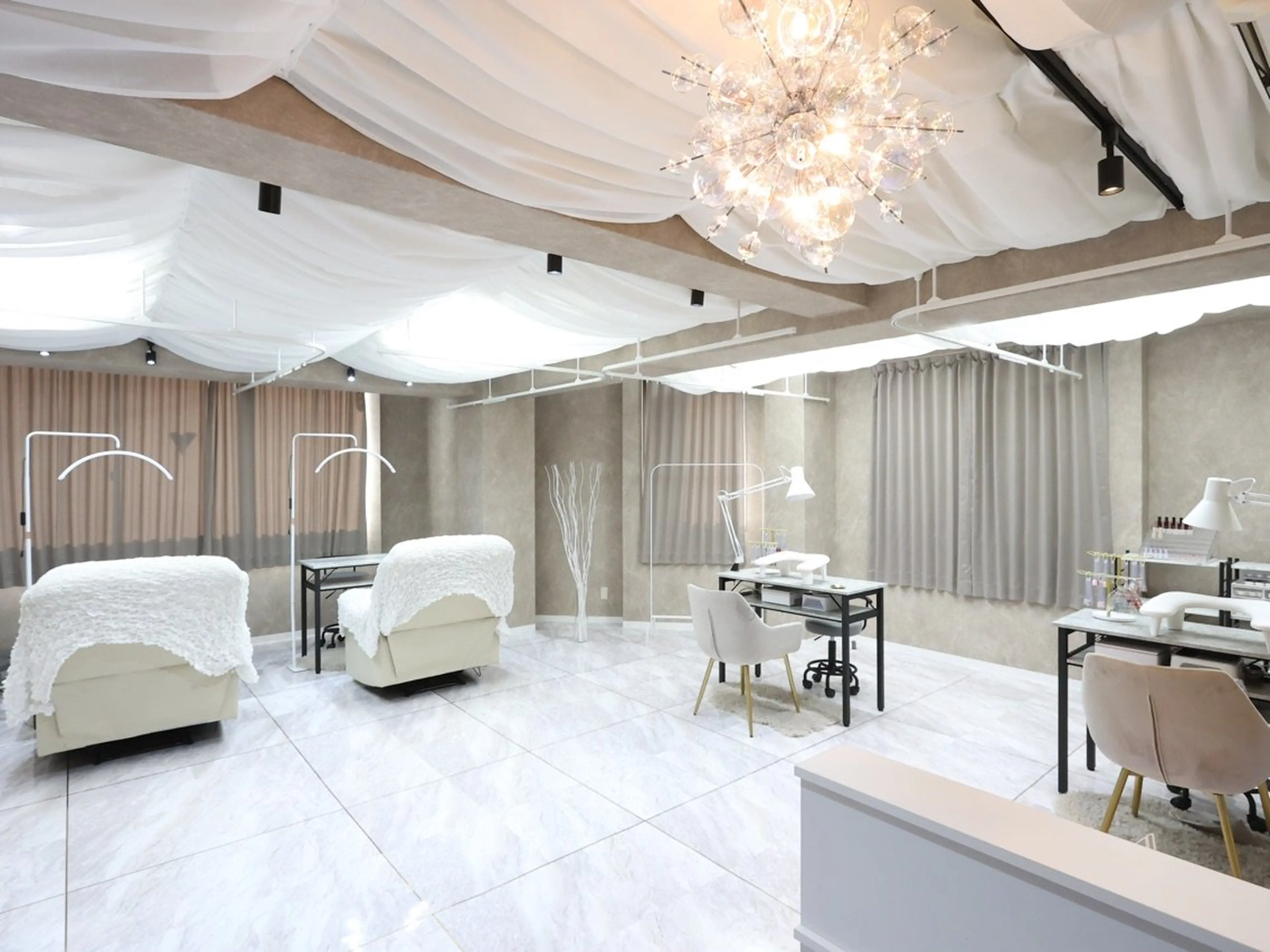 Re:make nailsalonの内観・外観1