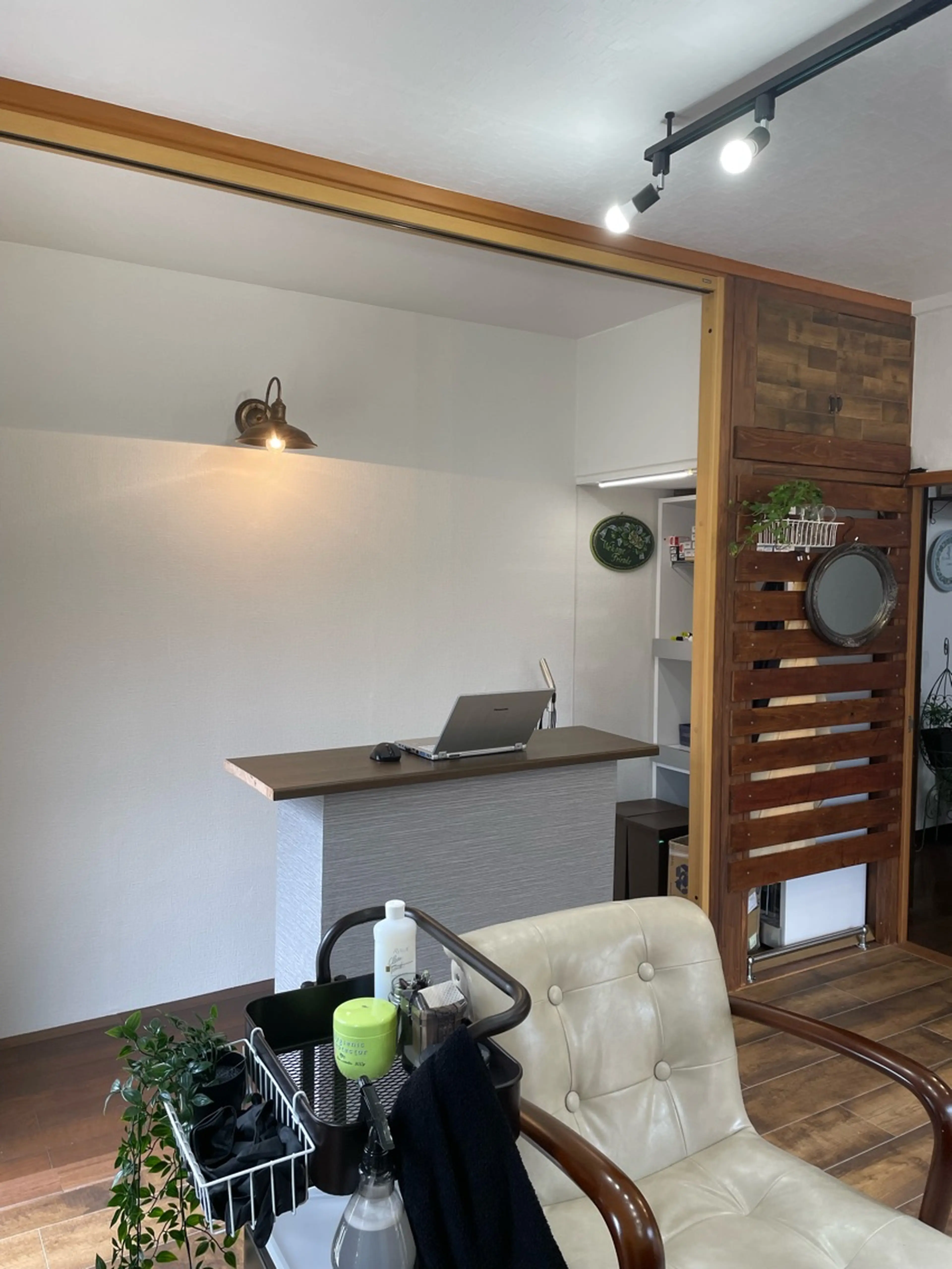 Abel haircolorの内観・外観2