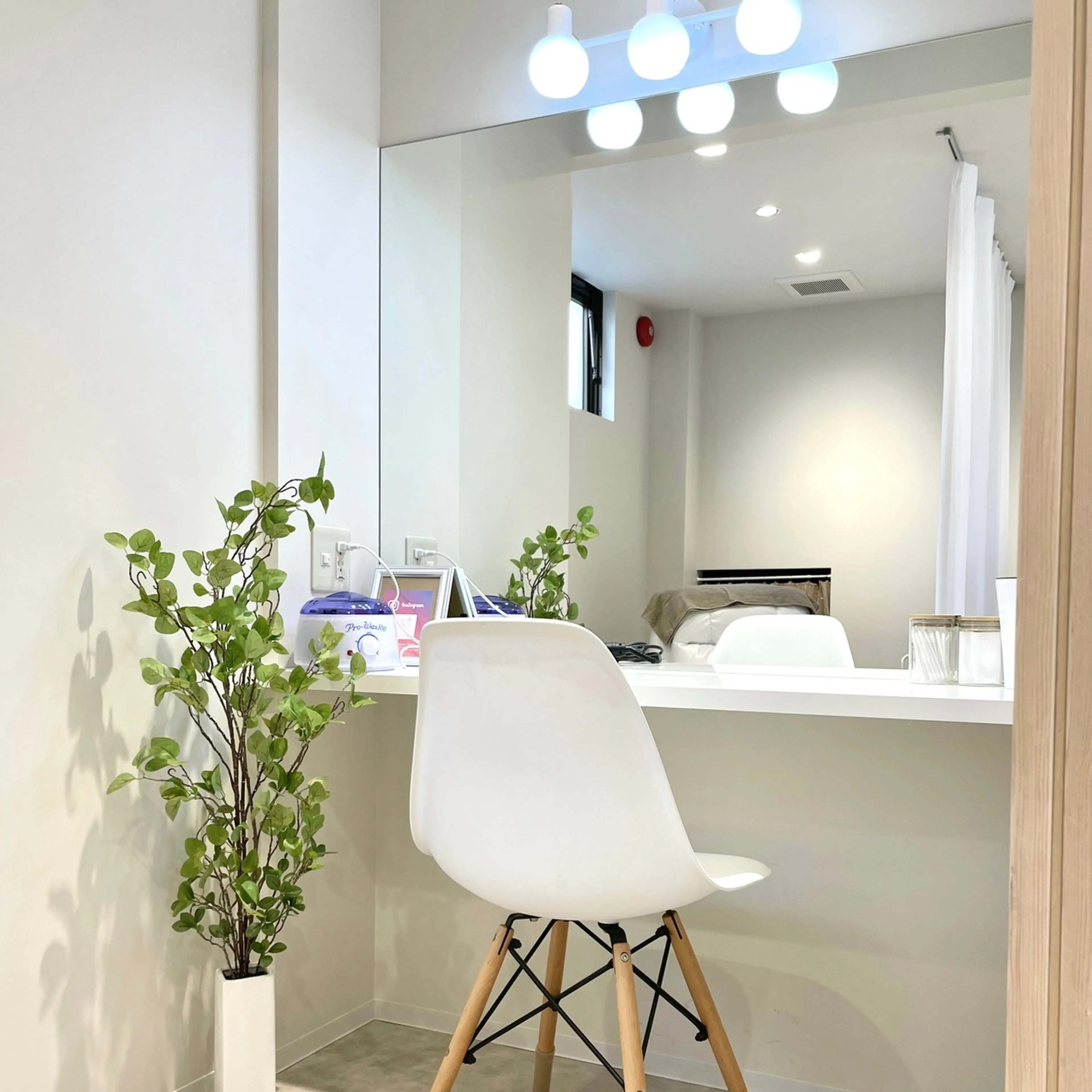 RiboN 表参道の内観・外観2