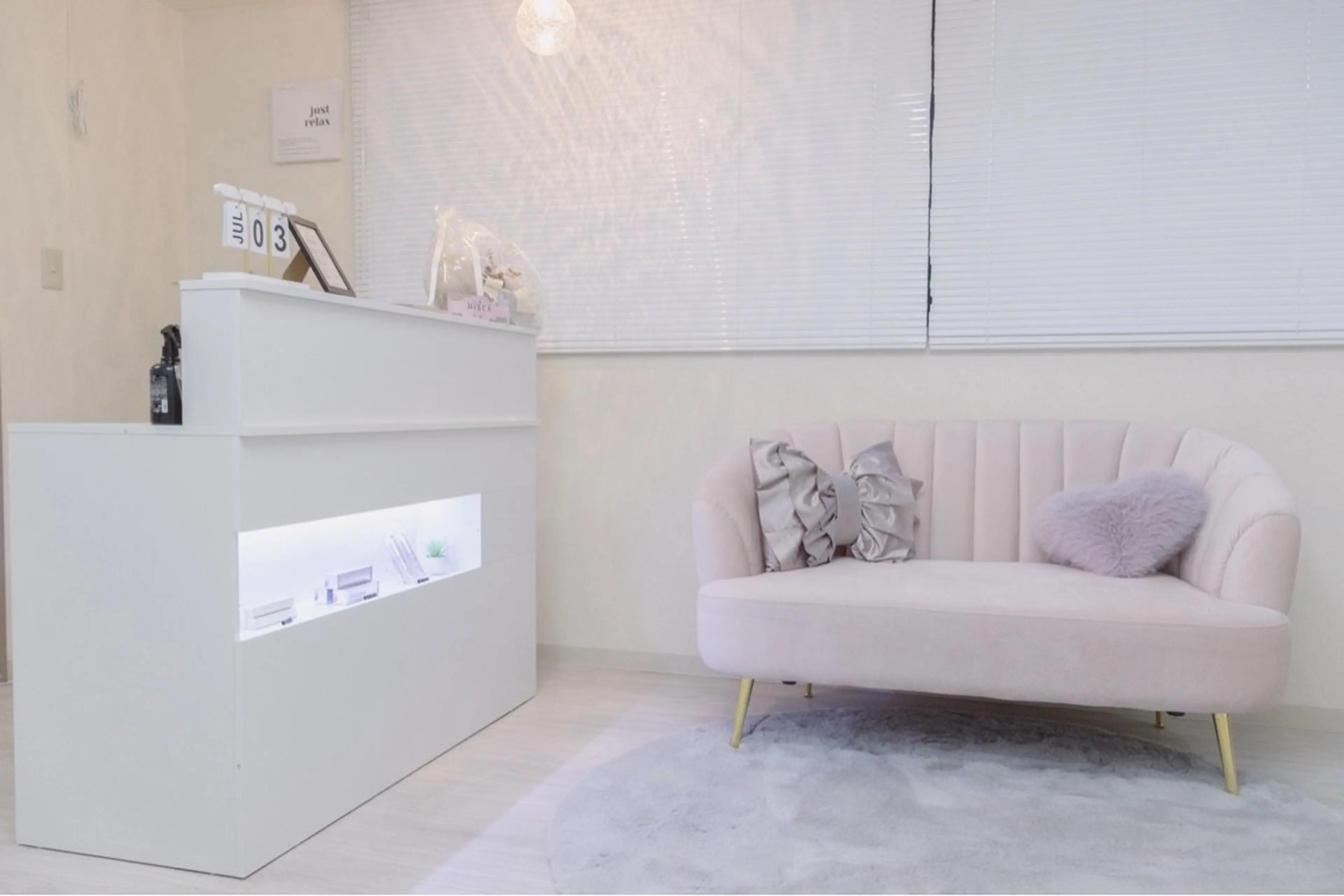 MIRUS EyeBeauty 横浜駅前店の内観・外観2