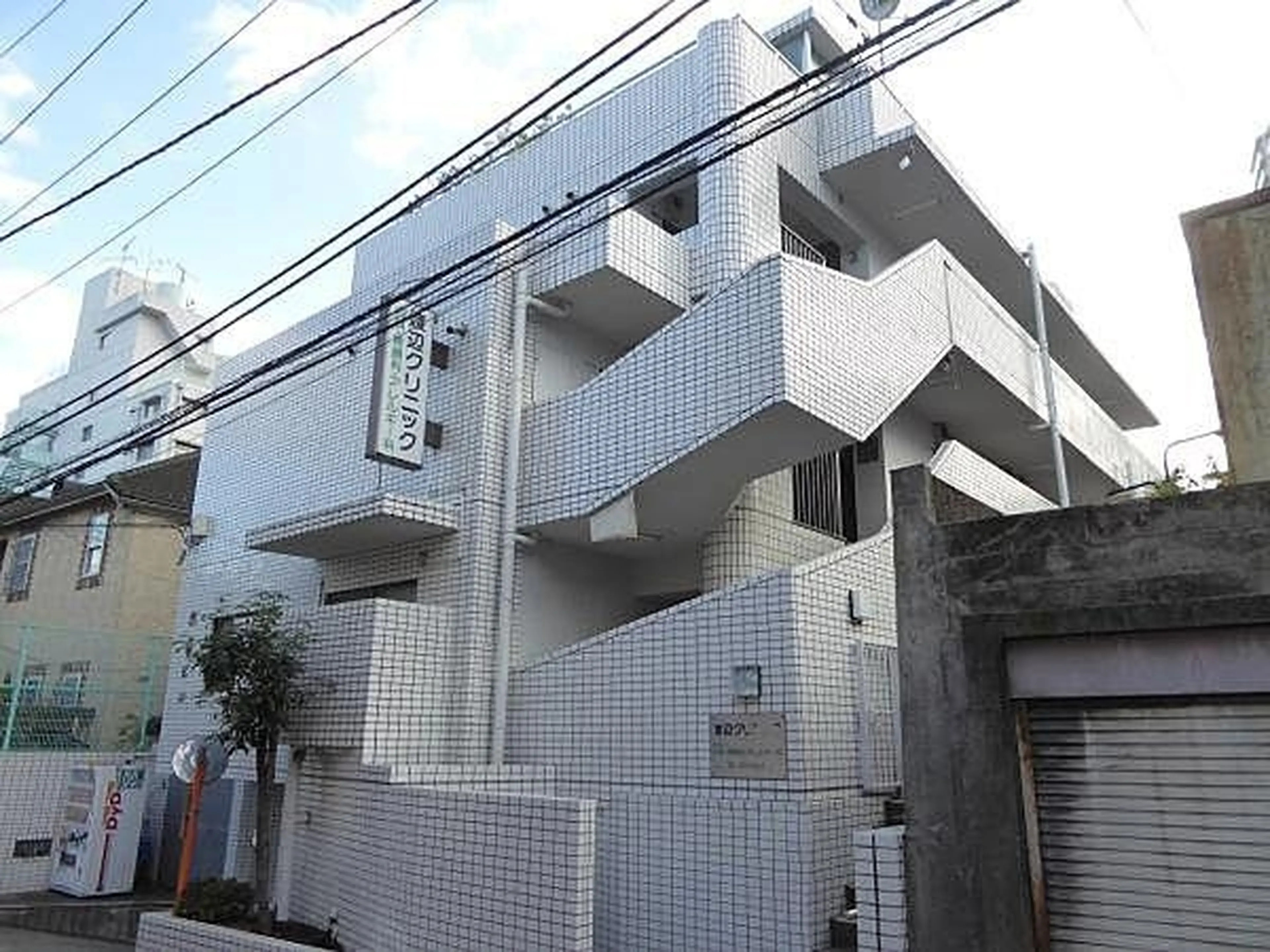 Nailsalon　Graciasの内観・外観1