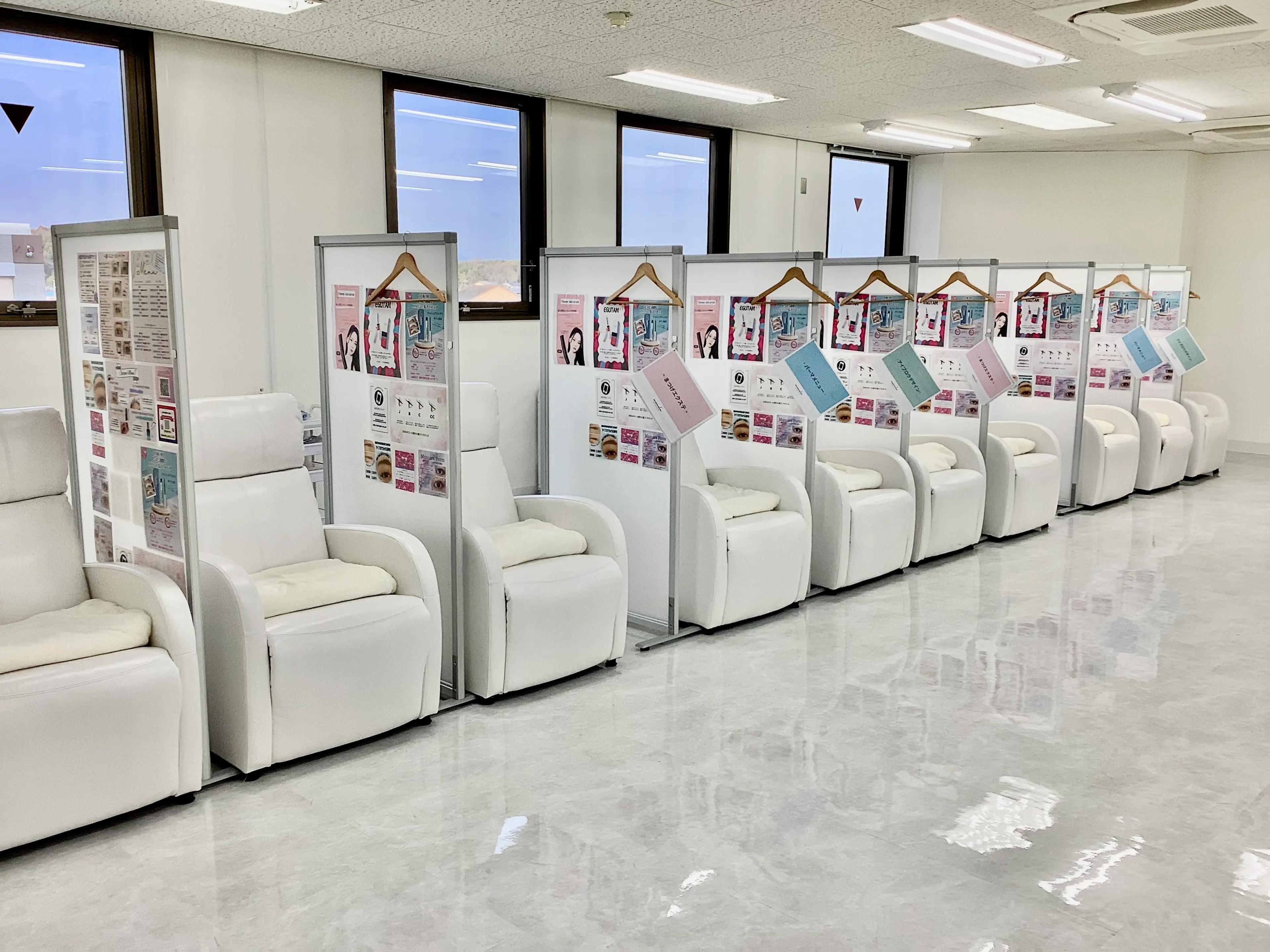 memelu奈良大和西大寺店の内観・外観2