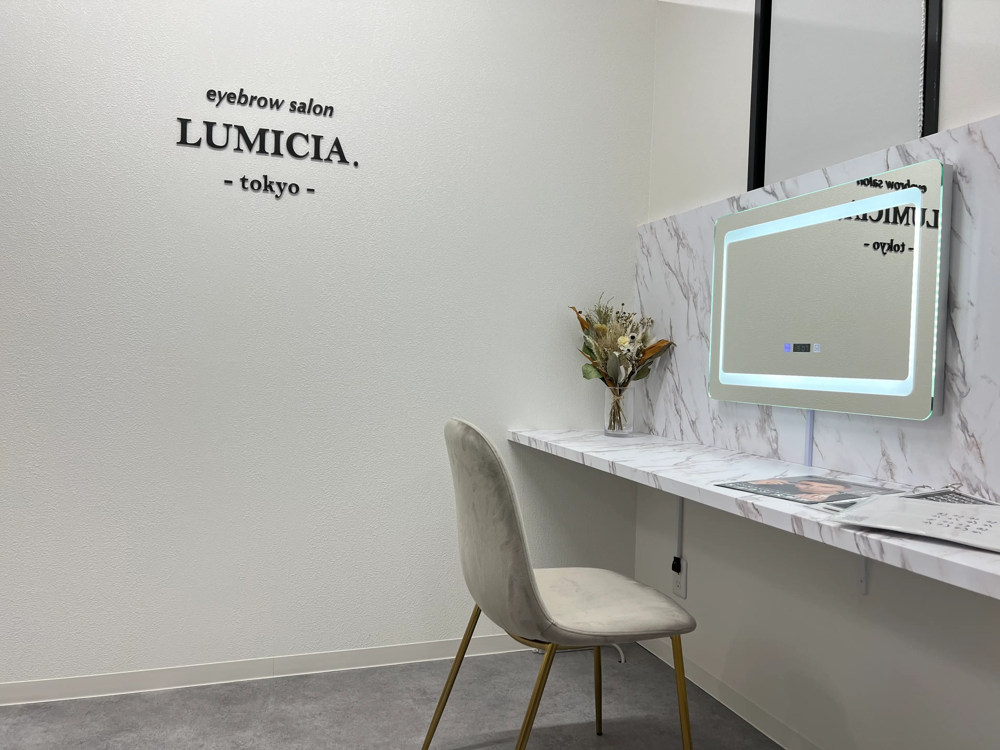 アイブロウサロン LUMICIA. -TOKYO- 福岡博多駅前店【眉毛専門店】の内観・外観2