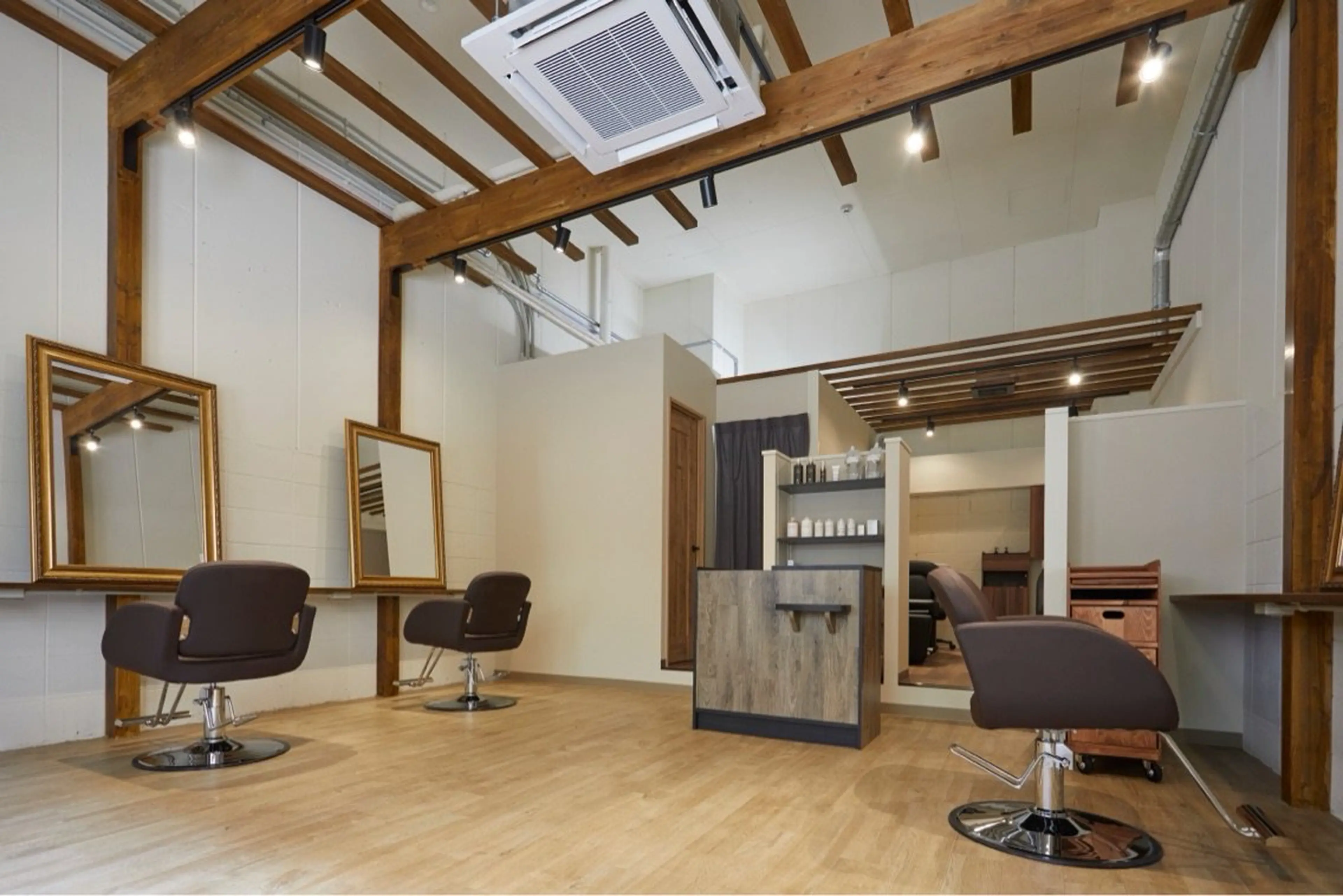 Linkの内観・外観2