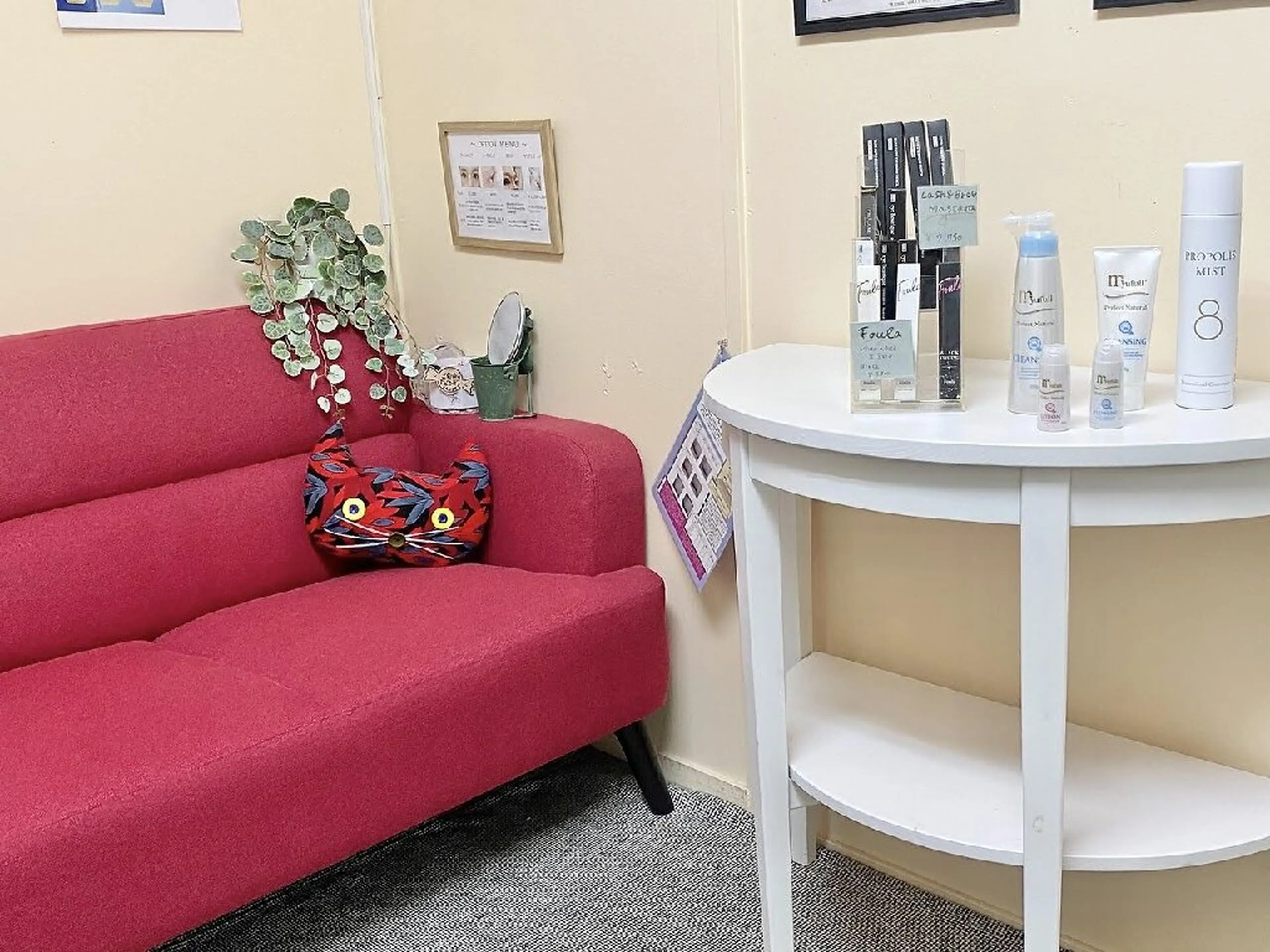 Eyelash salon frauの内観・外観2