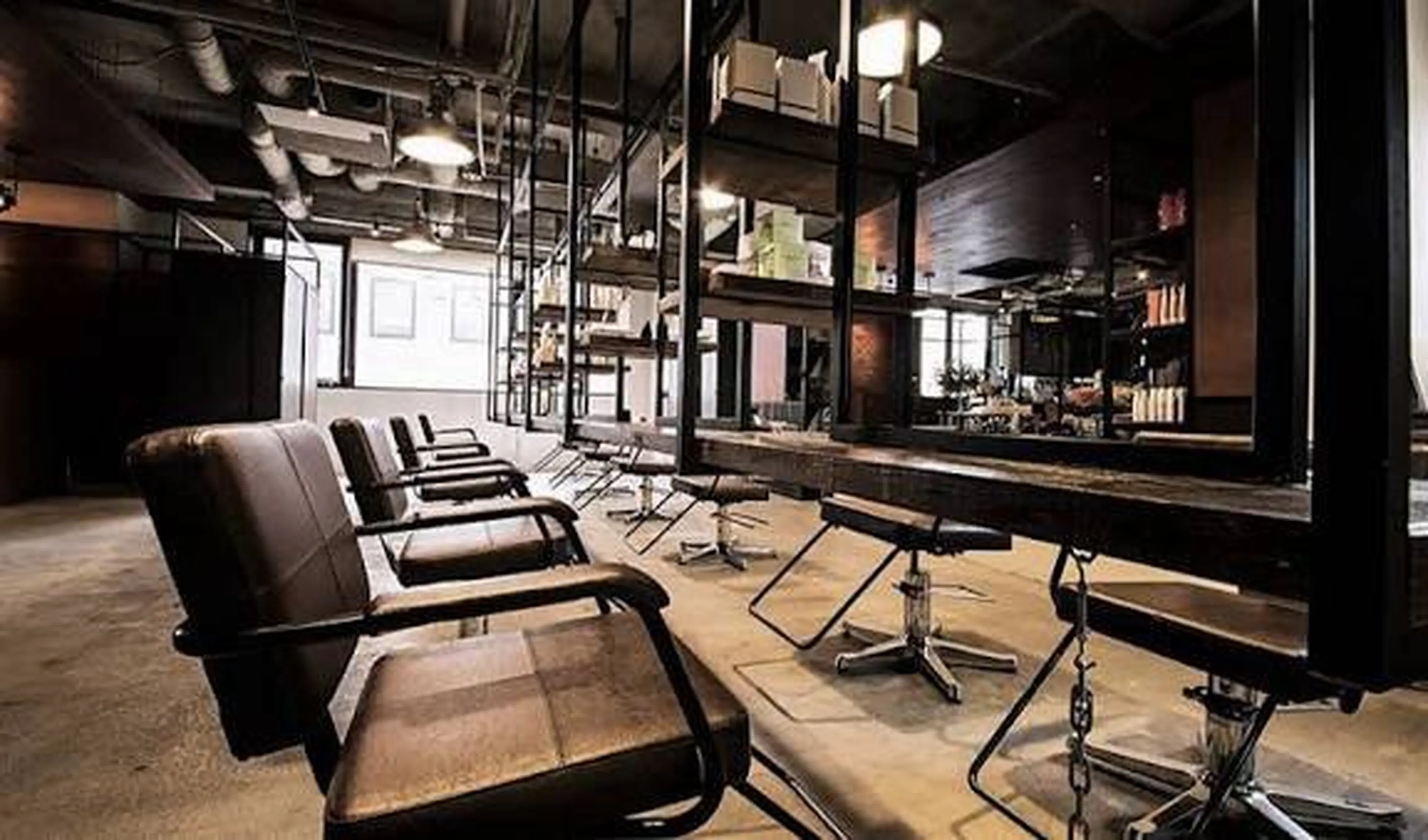 MEIKA hair＆beautyの内観・外観2