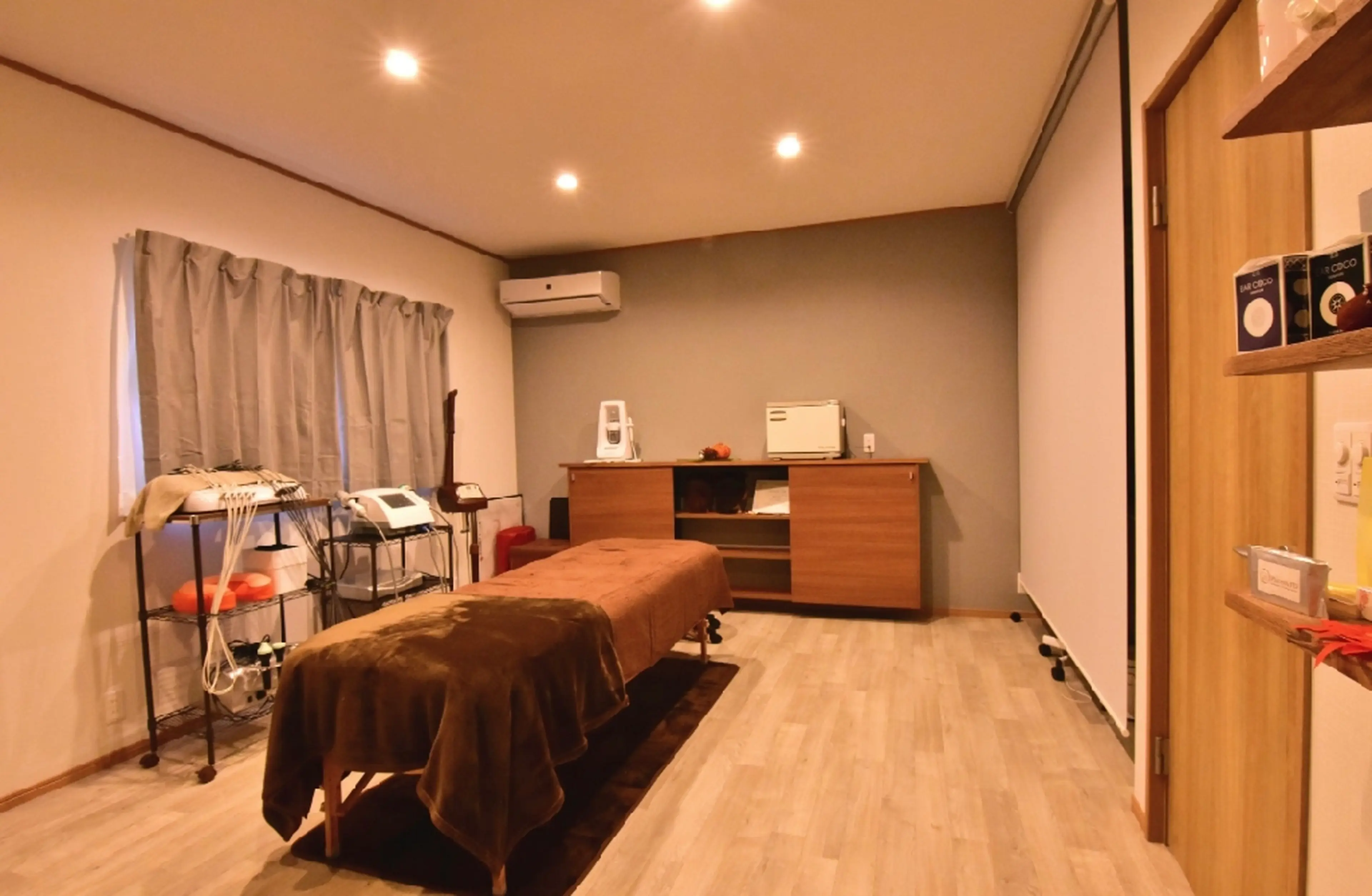 HITO&PETesuteTRILOGYの内観・外観2