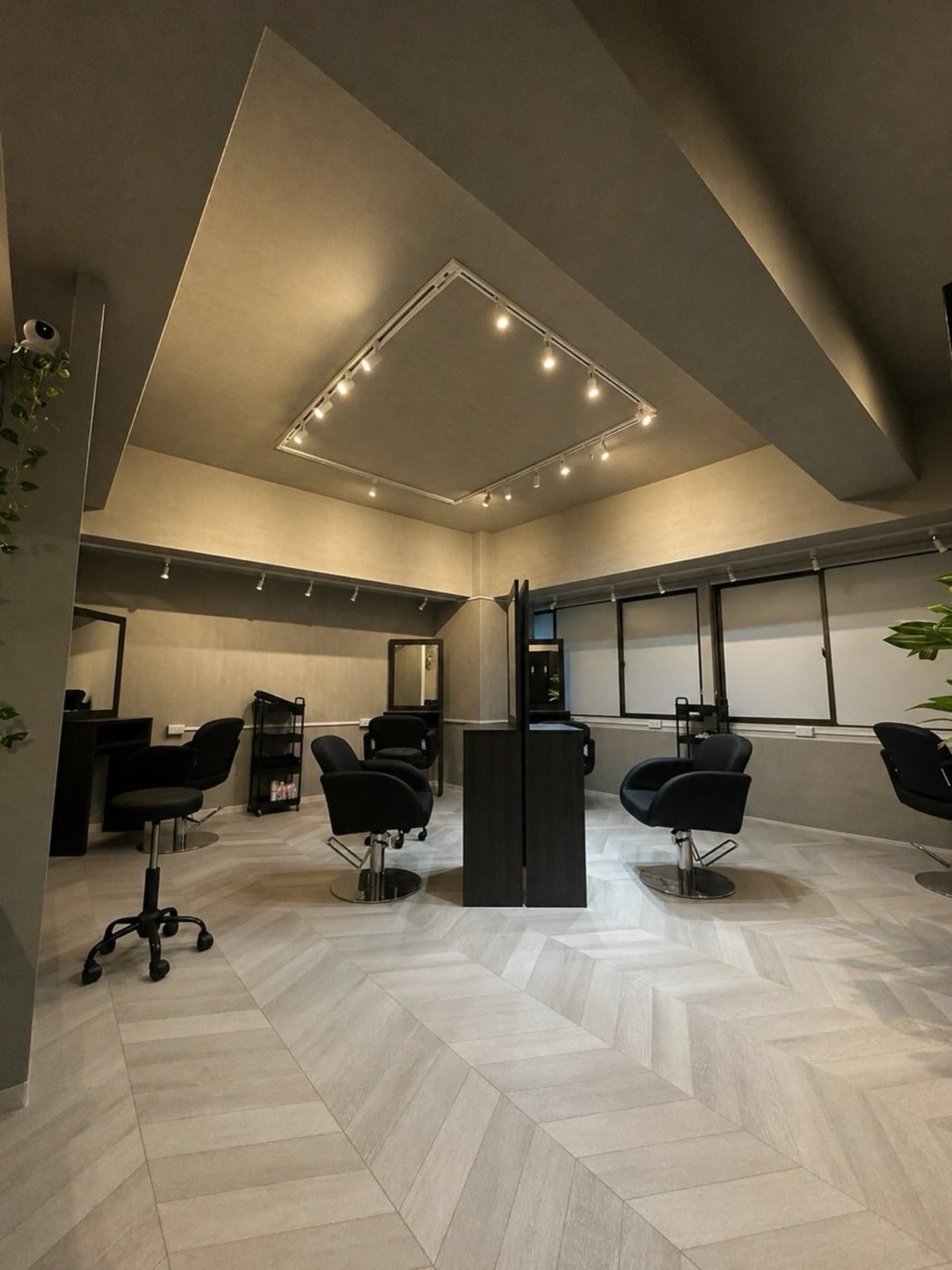FABLE HAIRの内観・外観2