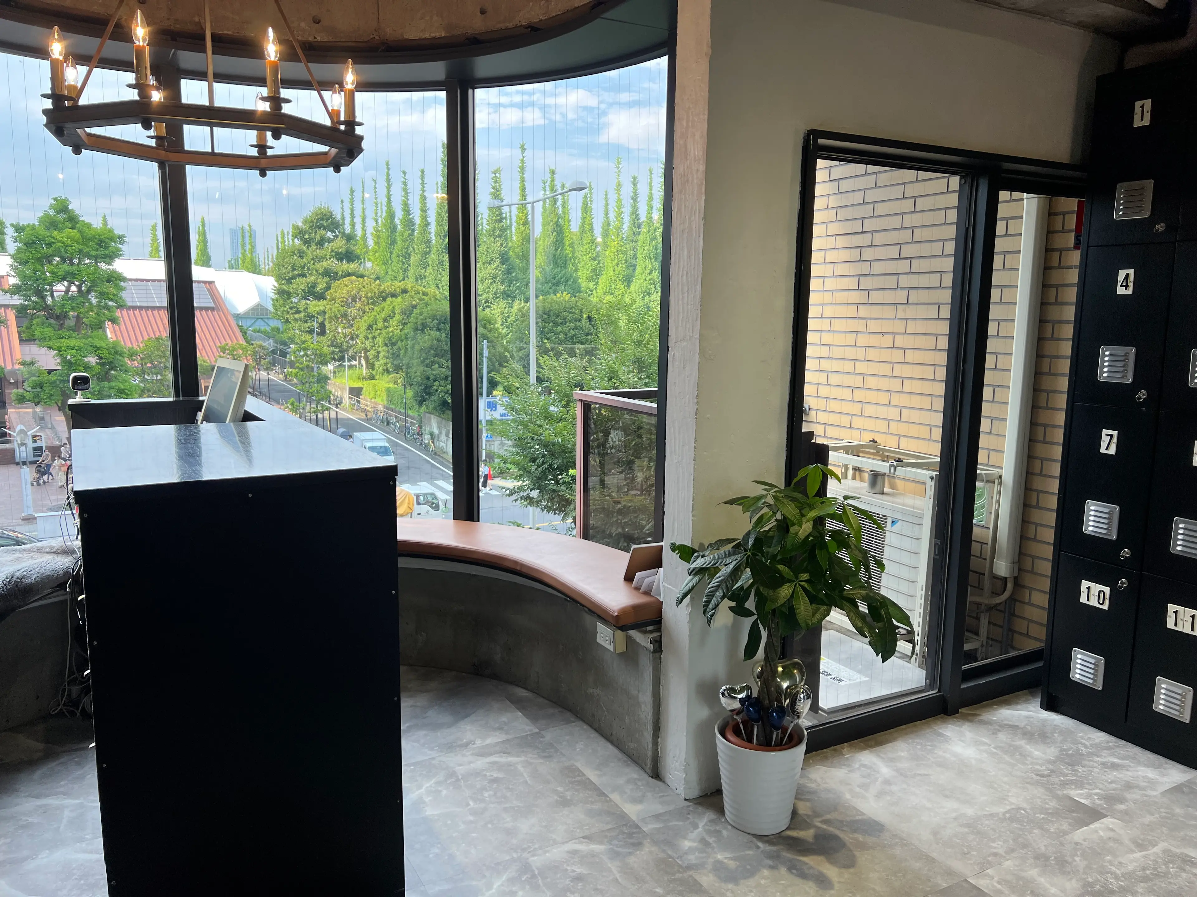 Akuaの内観・外観2