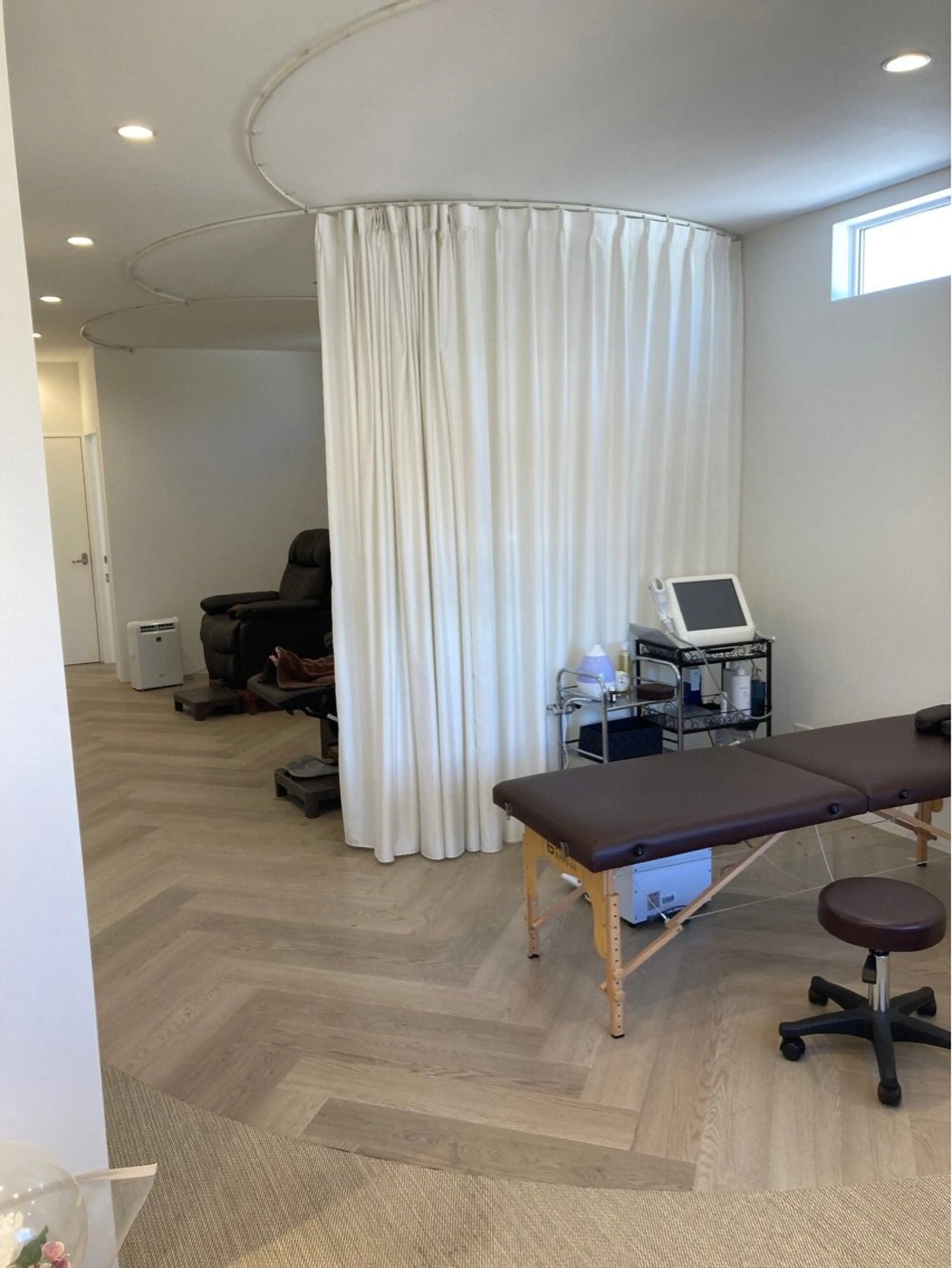 leboisの内観・外観2