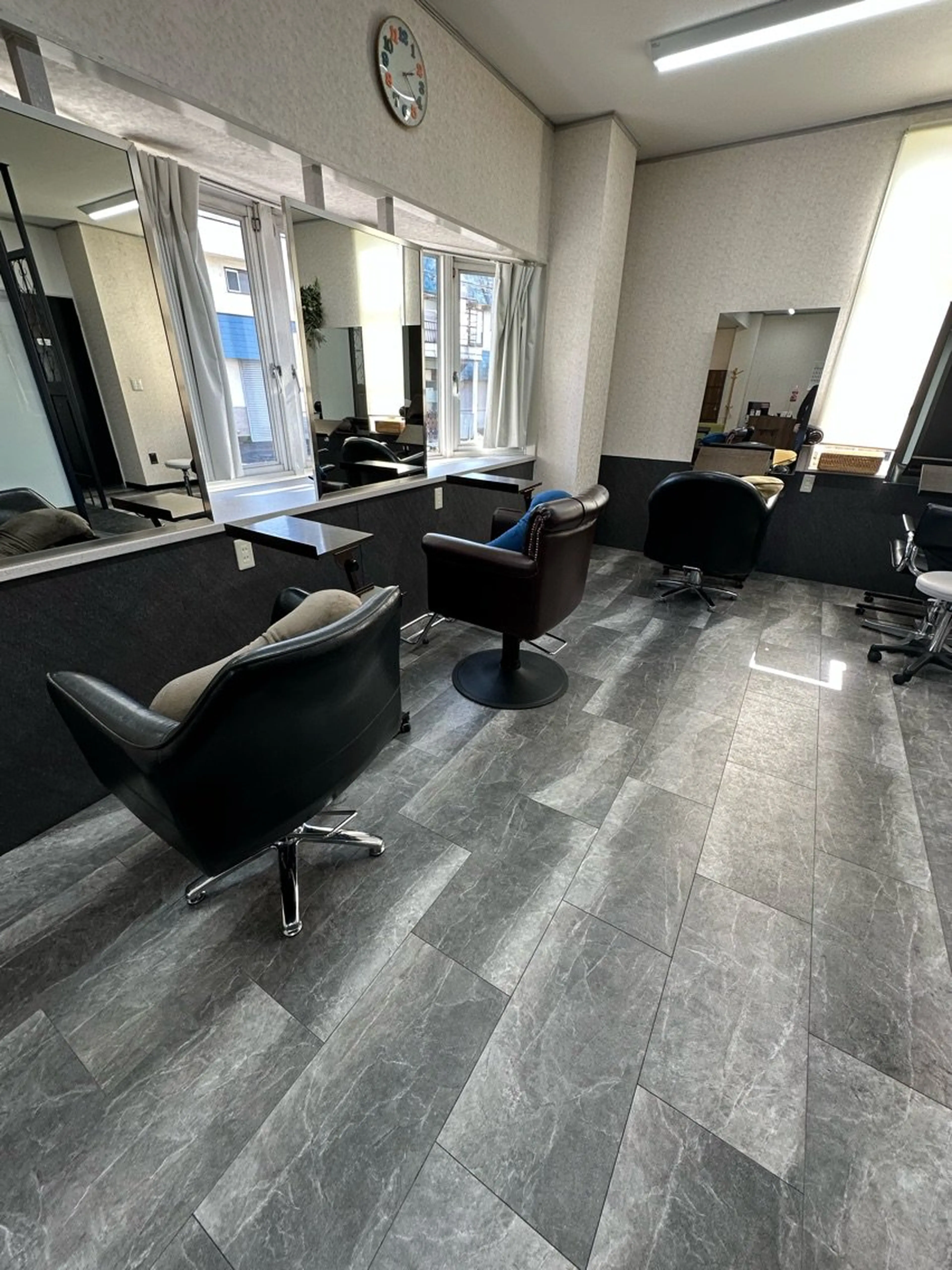 エンゼル美容室の内観・外観2