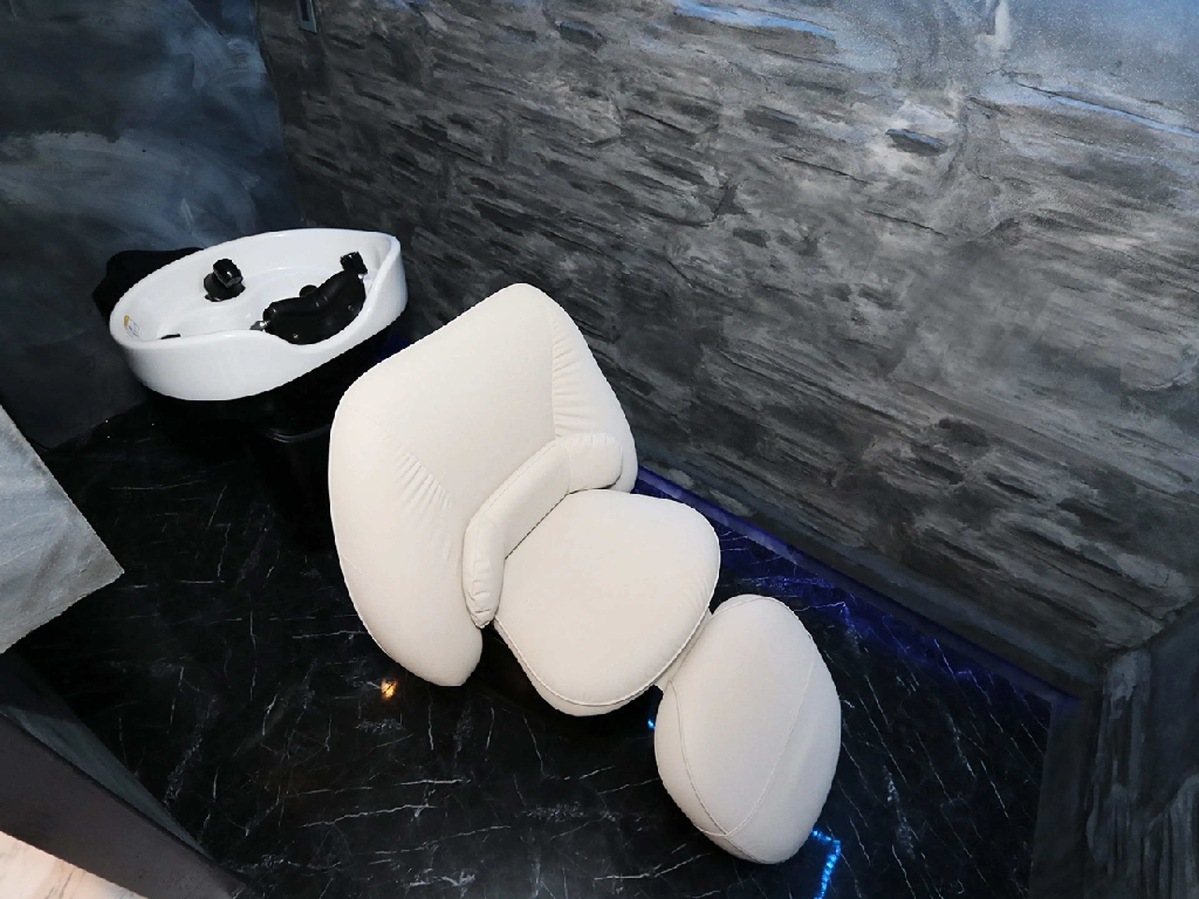 Momentの内観・外観3