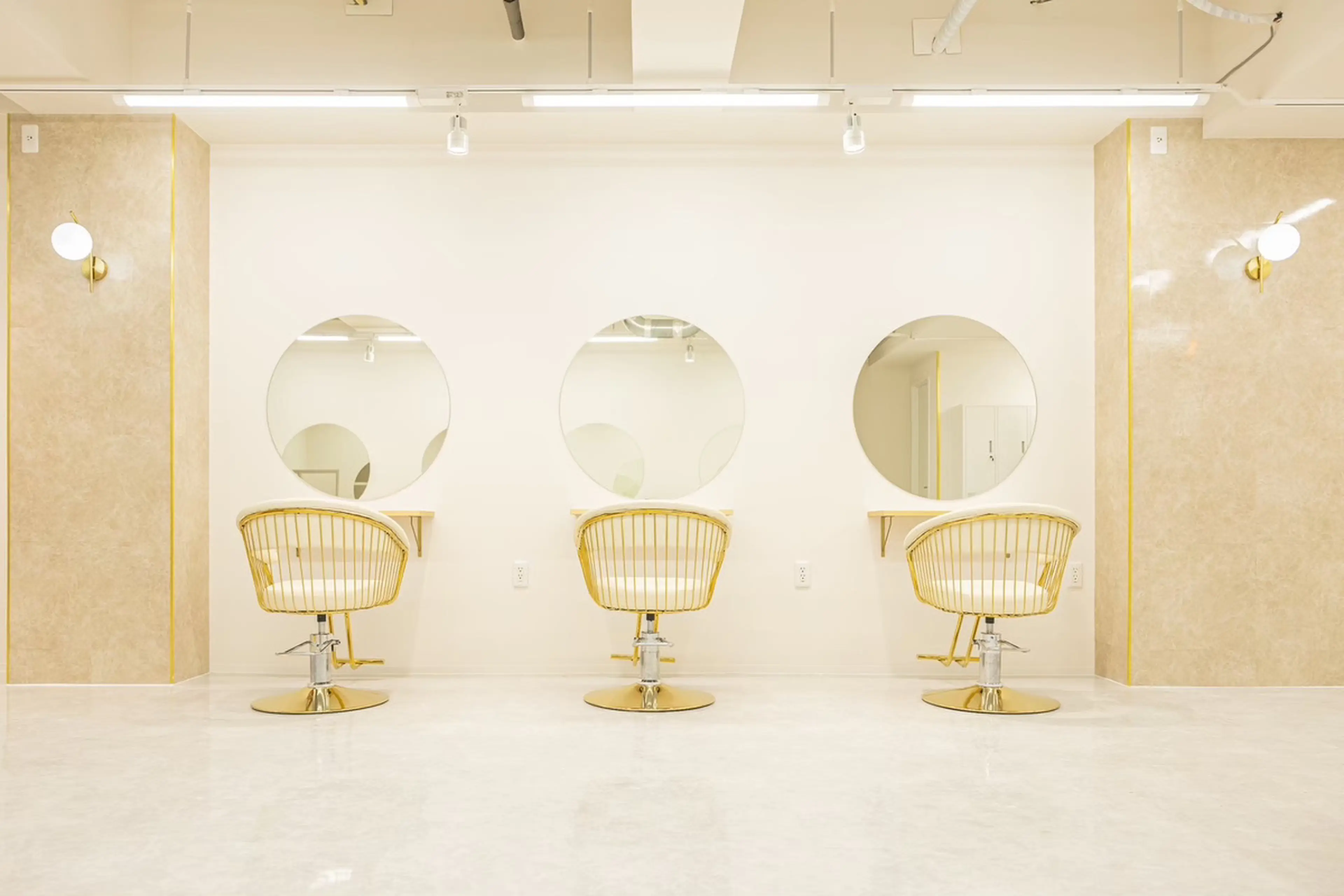 ONE’S ly 上大岡店の内観・外観3