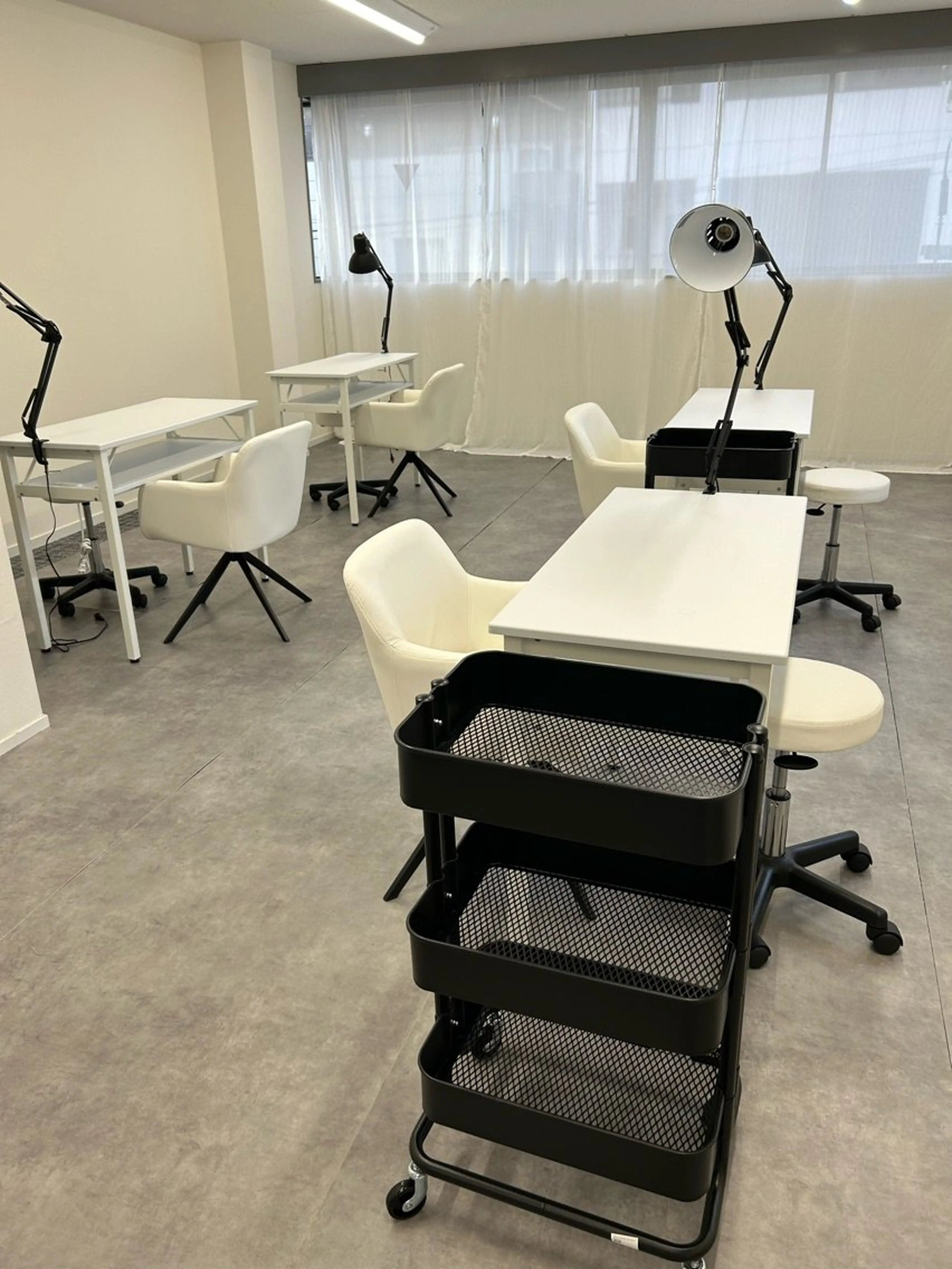 nail salon meiru .の内観・外観1