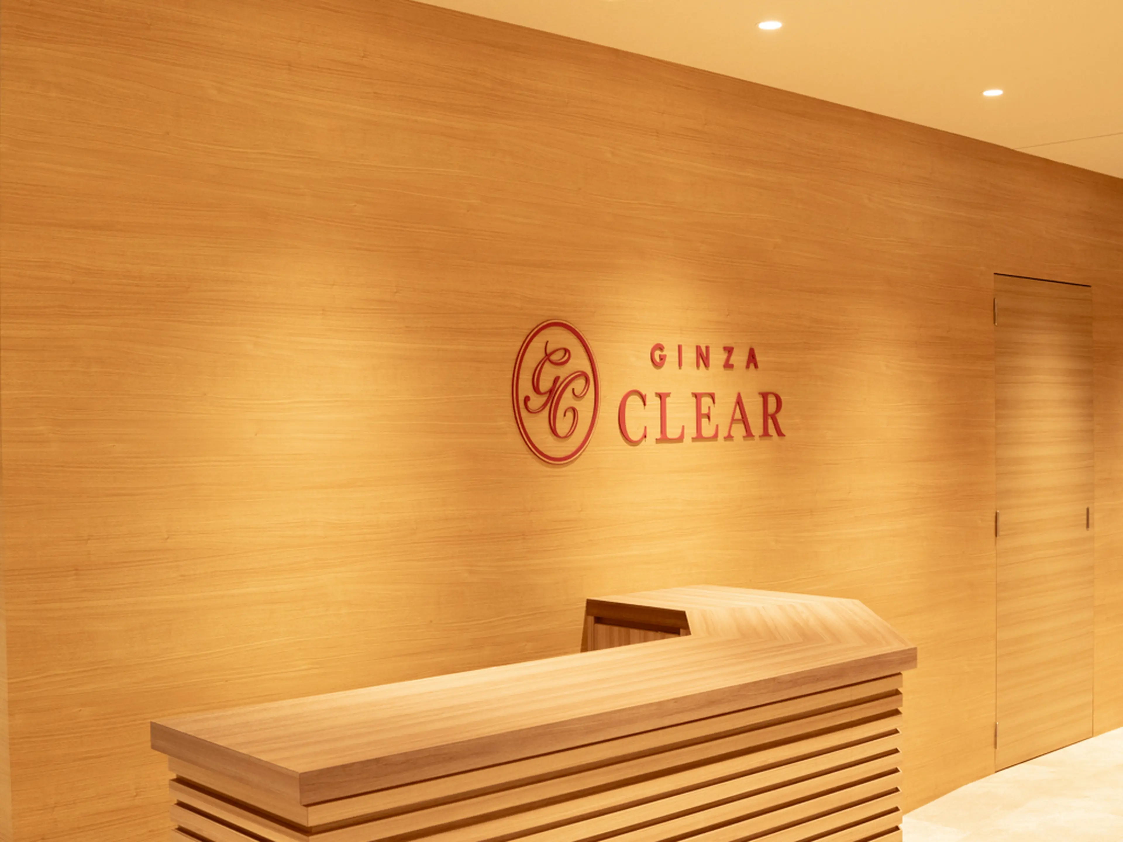 GINZA CLEAR 銀座本店の内観・外観2