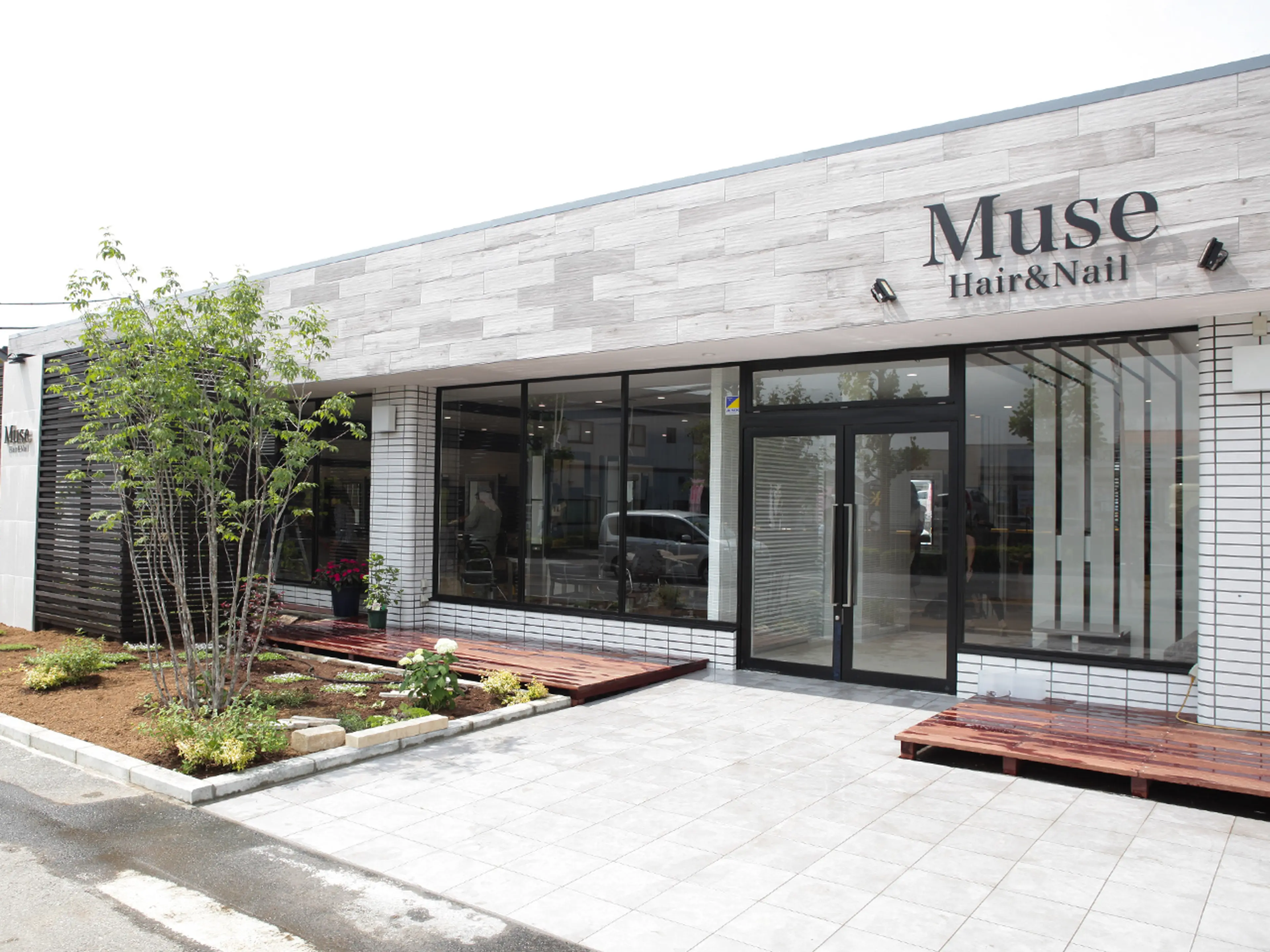 Hair & Nail MUSEおゆみ野店【ミューズ】の内観・外観1