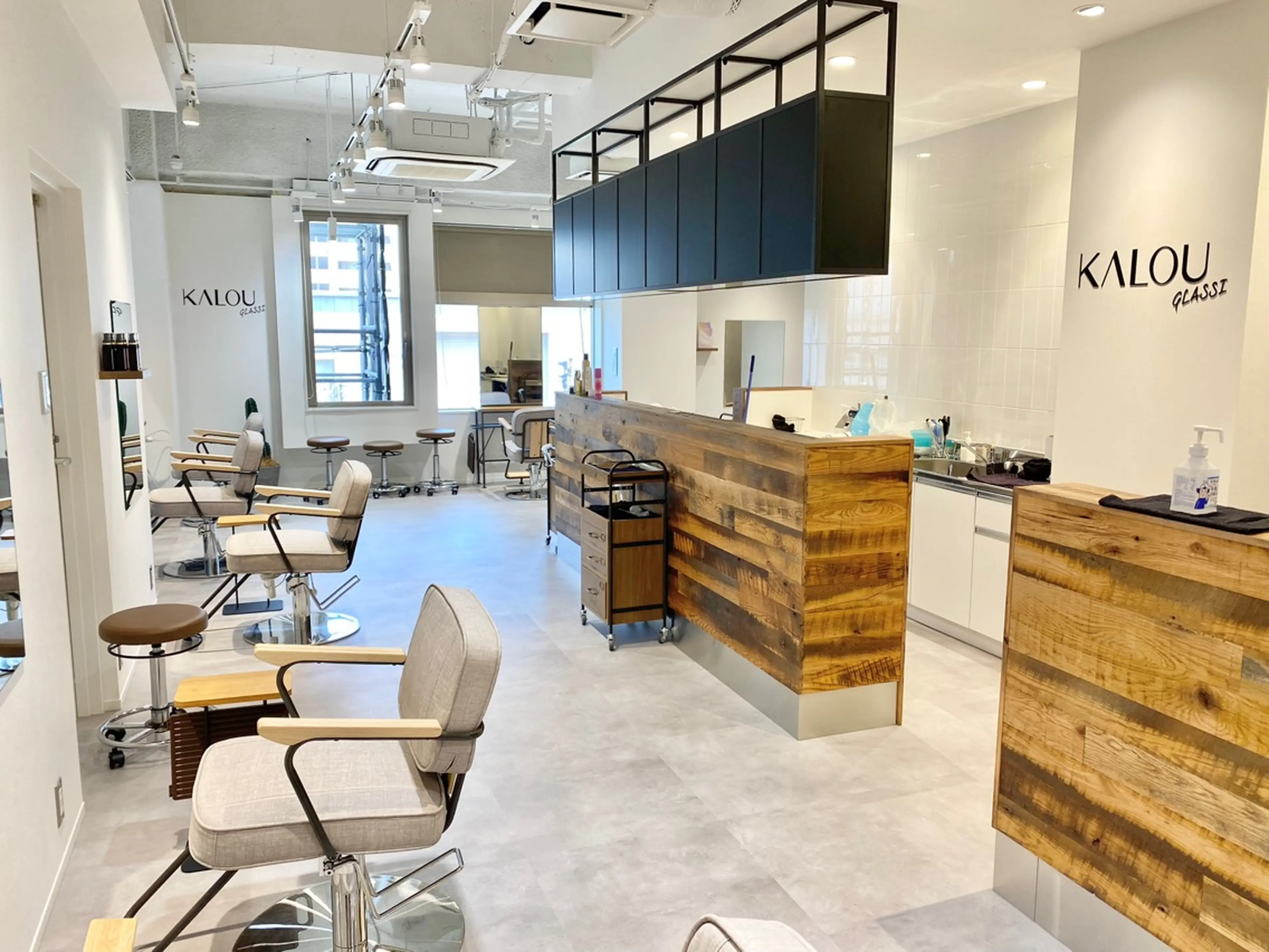 KALOU glassiセンター北店の内観・外観1