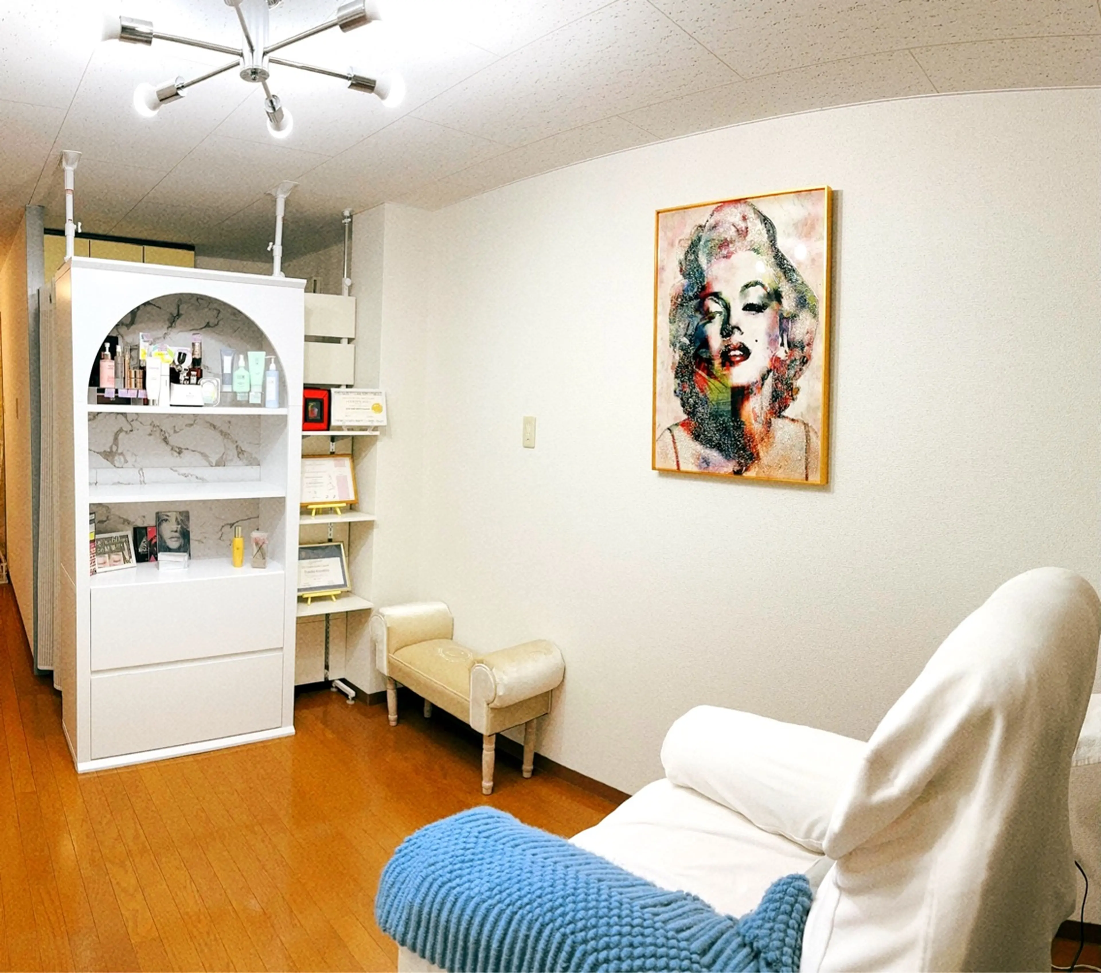 Eyelash Salon 4Uの内観・外観3