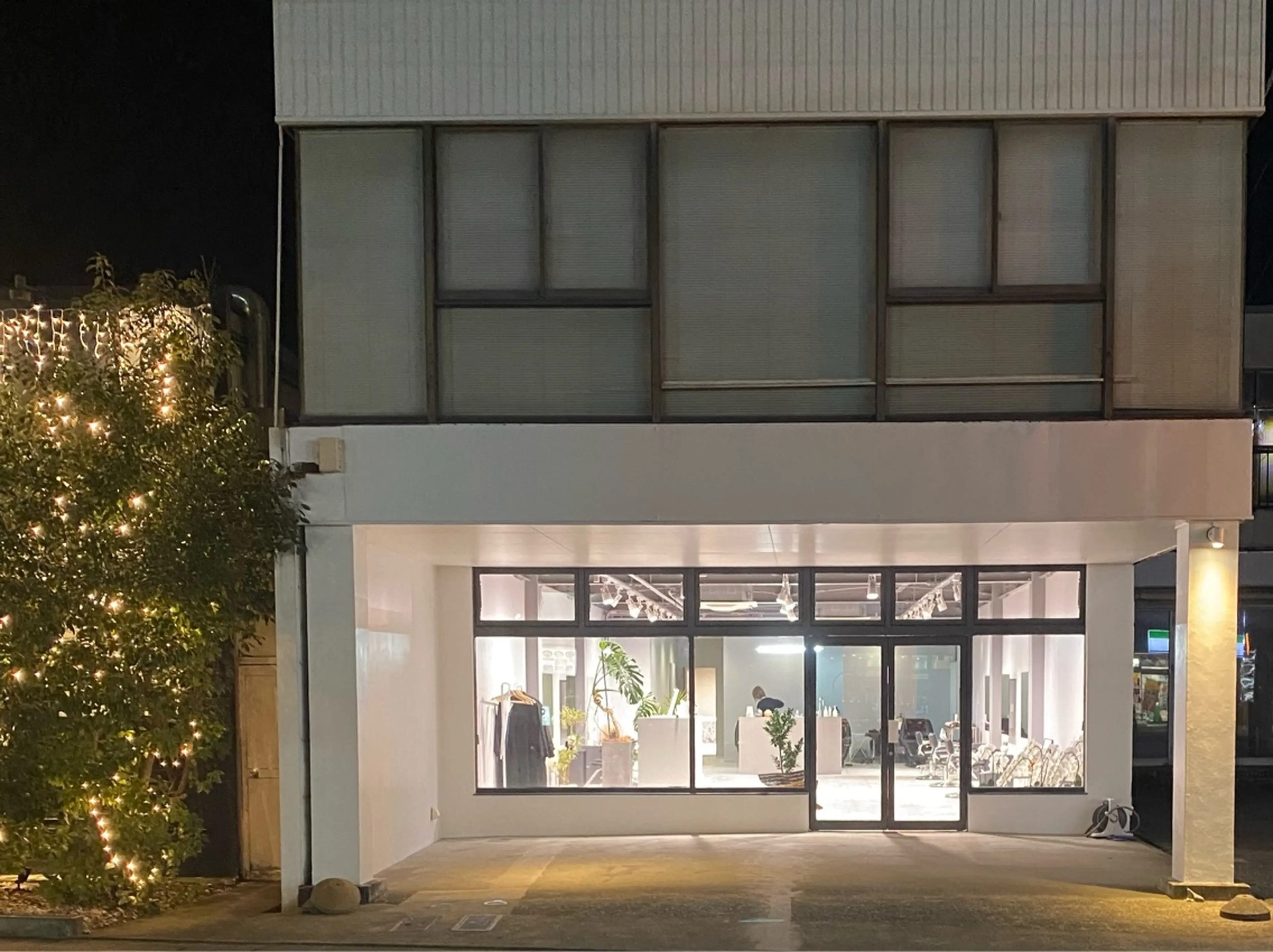 Oneの内観・外観1