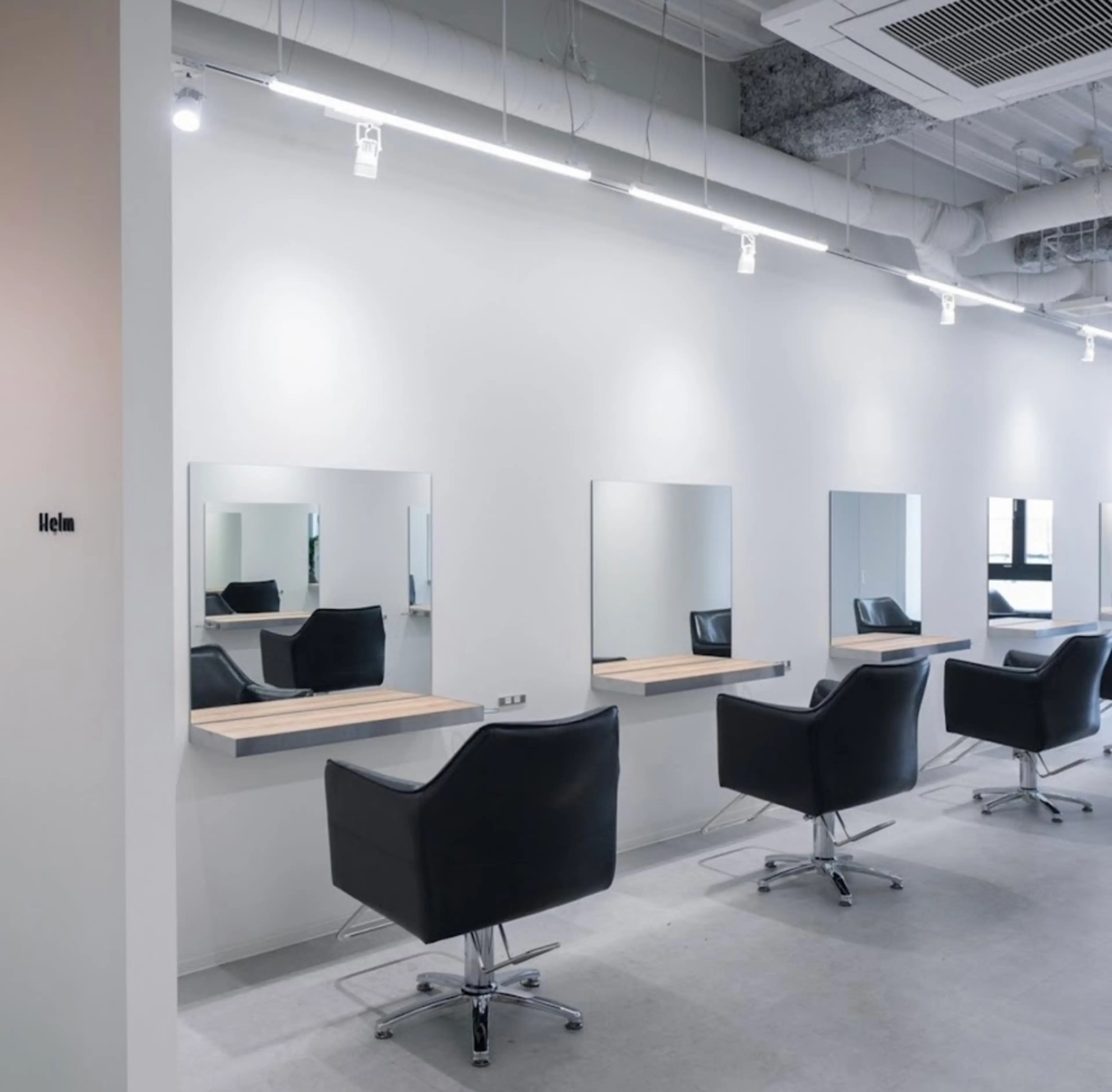 Helmの内観・外観2