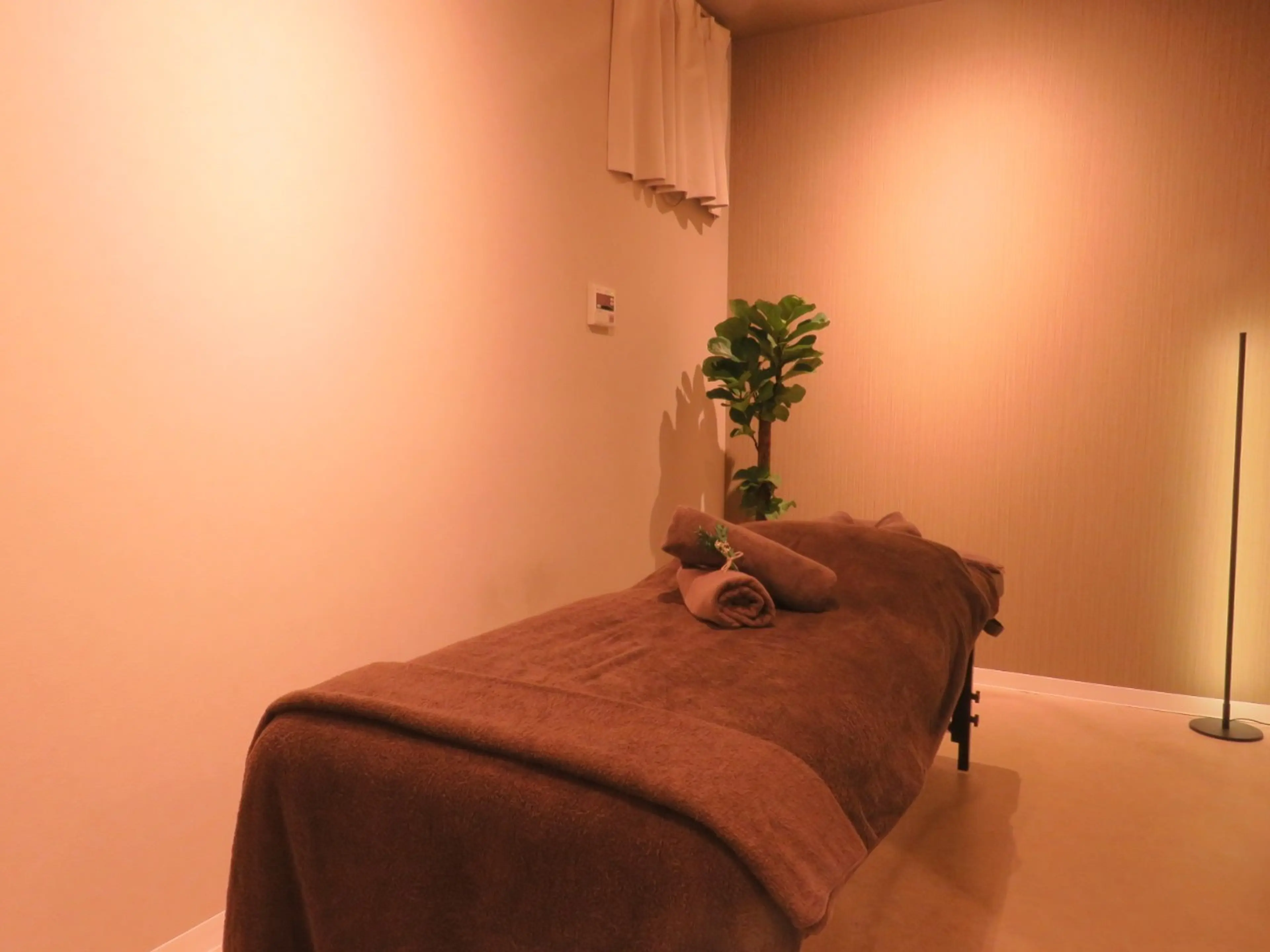 リラクゼーションサロン　YU-SEN神戸元町店の内観・外観3