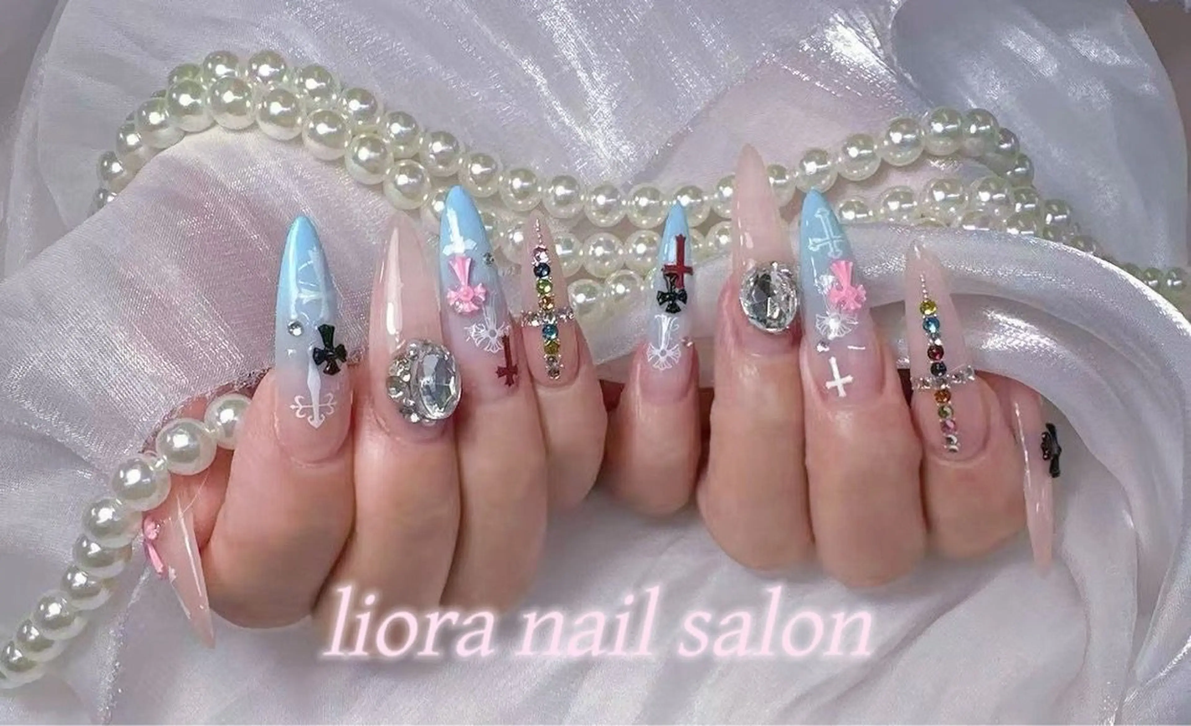 liora nailの内観・外観1