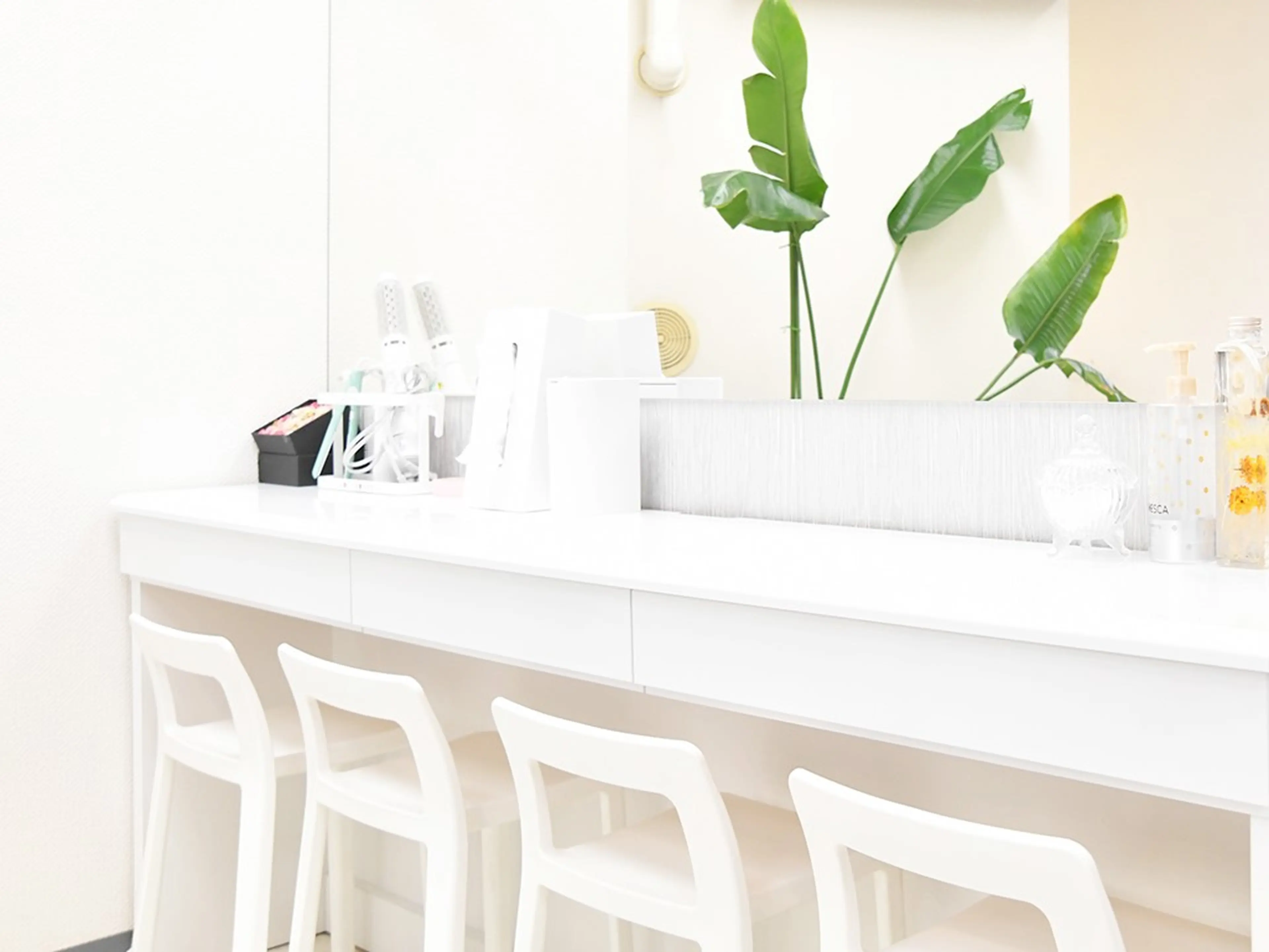 amii.+ eyesalon 横浜店の内観・外観2