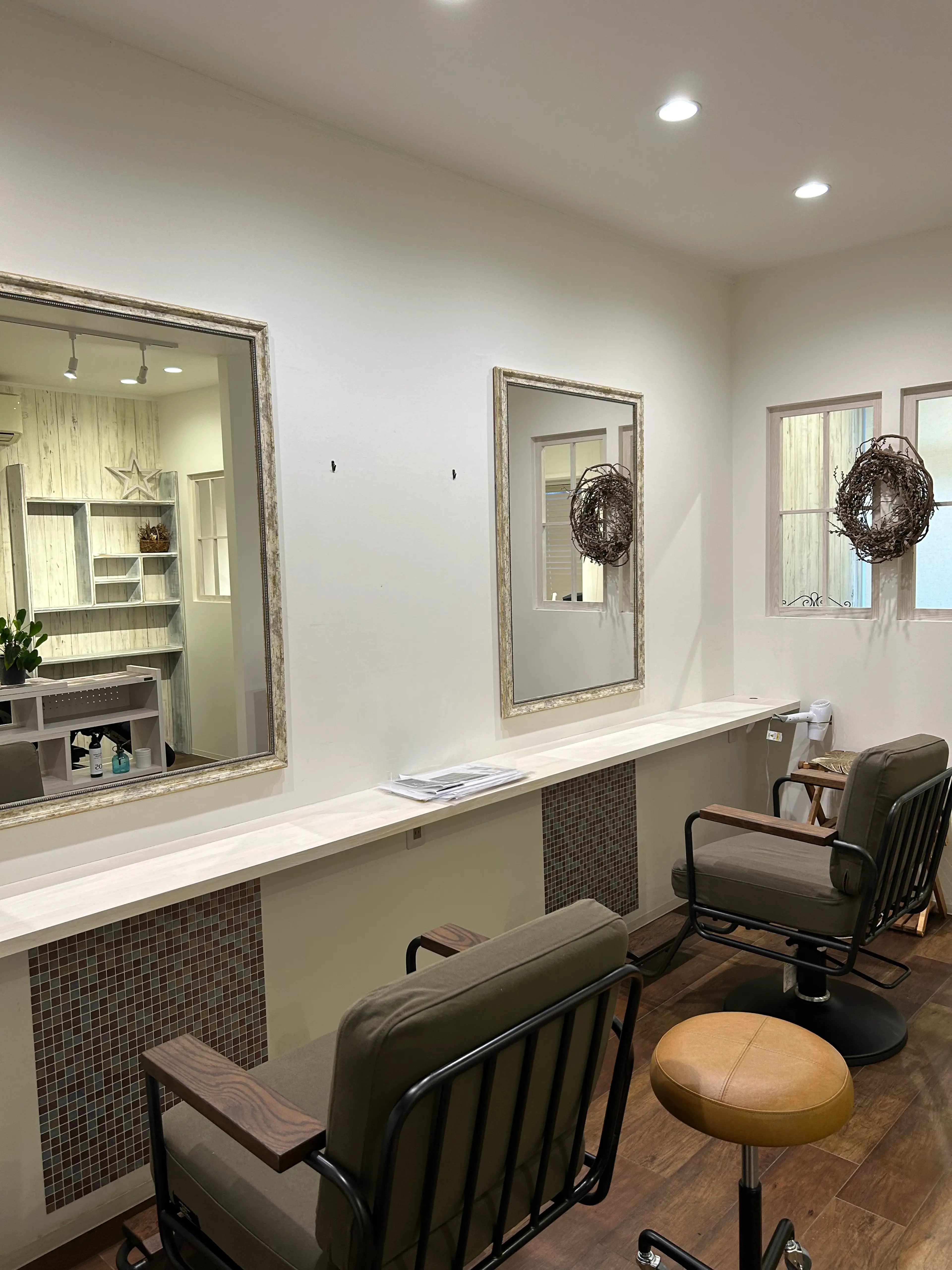 Men's Hair Frestaの内観・外観2