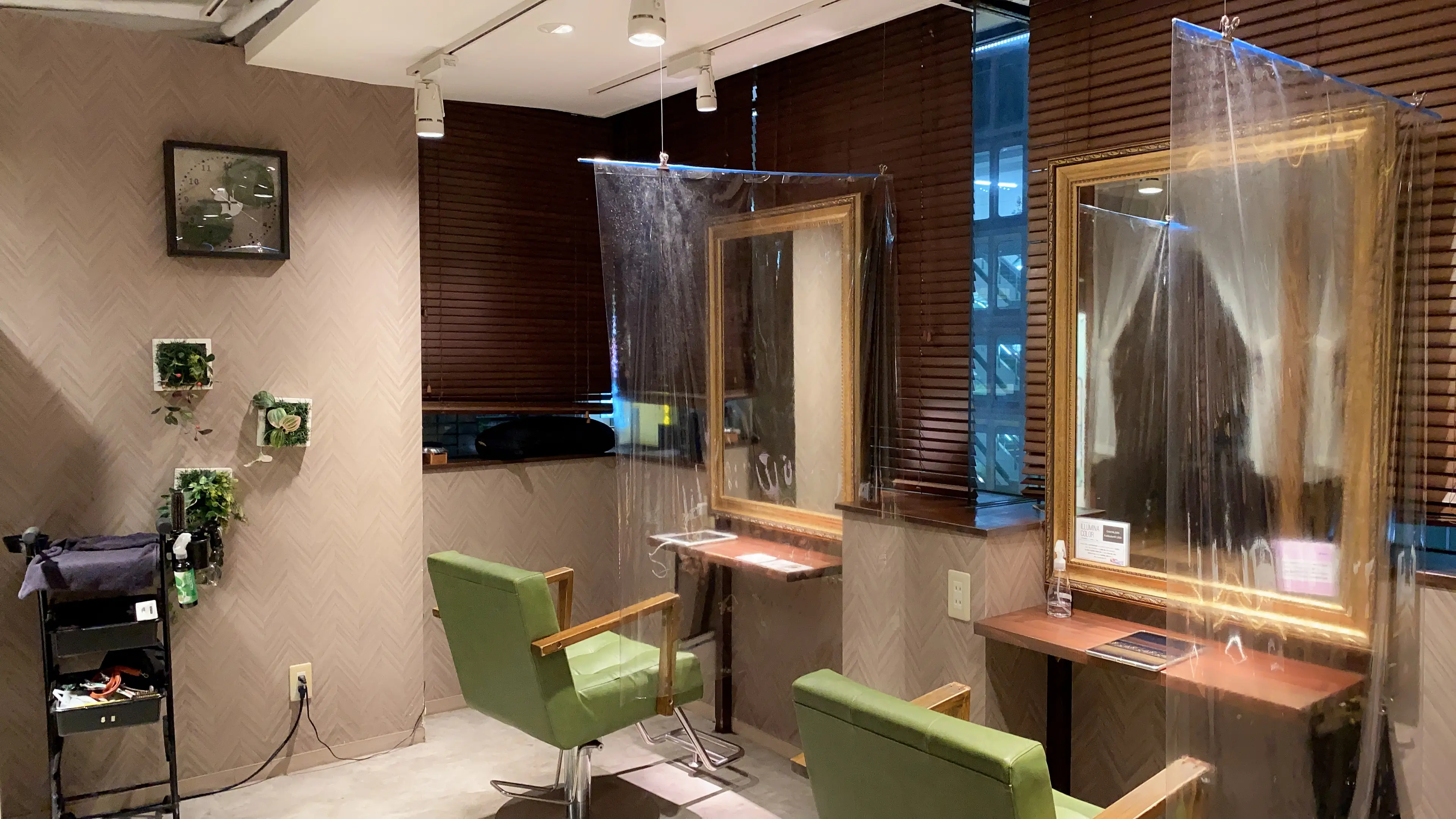 newi saLyu 立川 【ネウィ サリュー】の内観・外観1