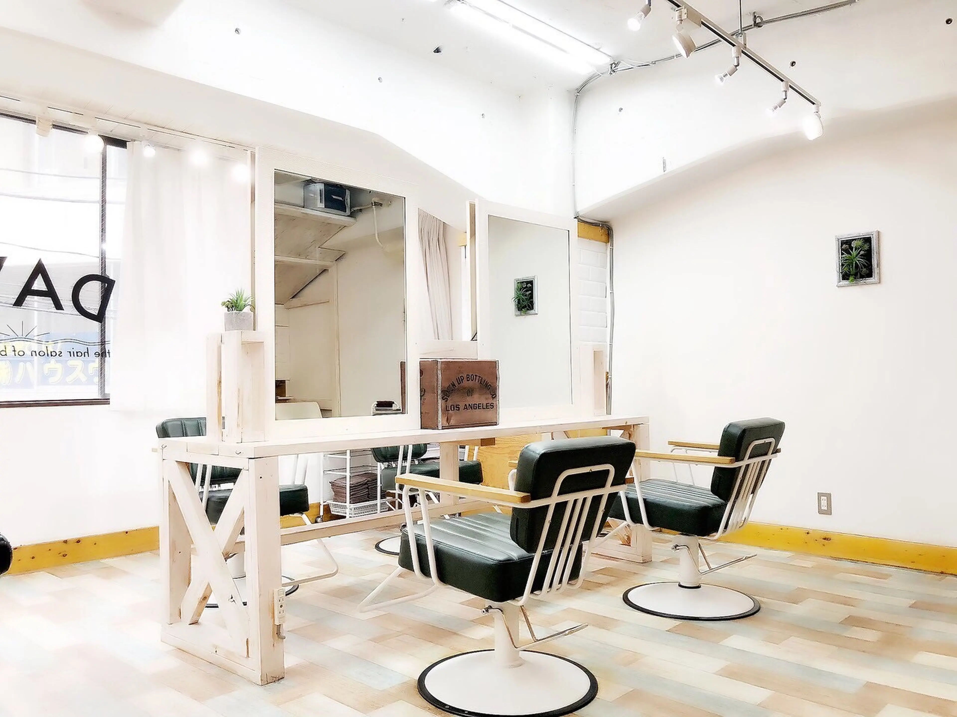 DAYSの内観・外観2