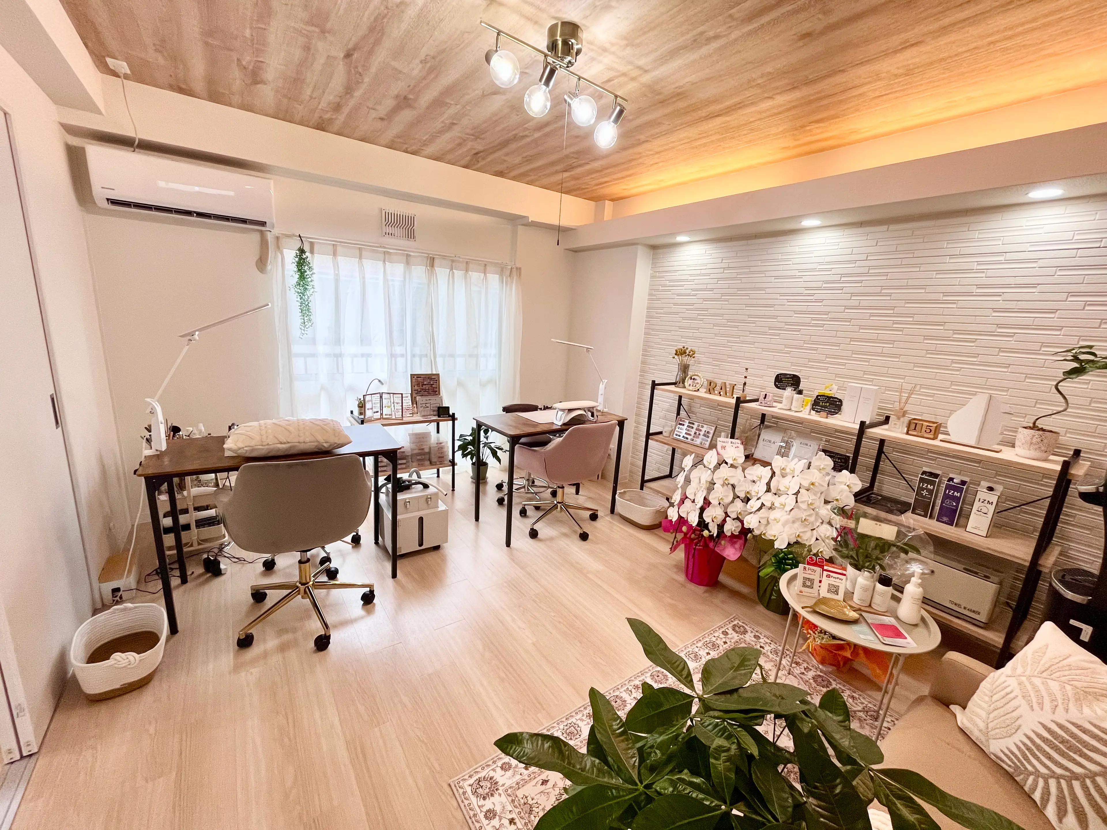 nail  Raiの内観・外観1