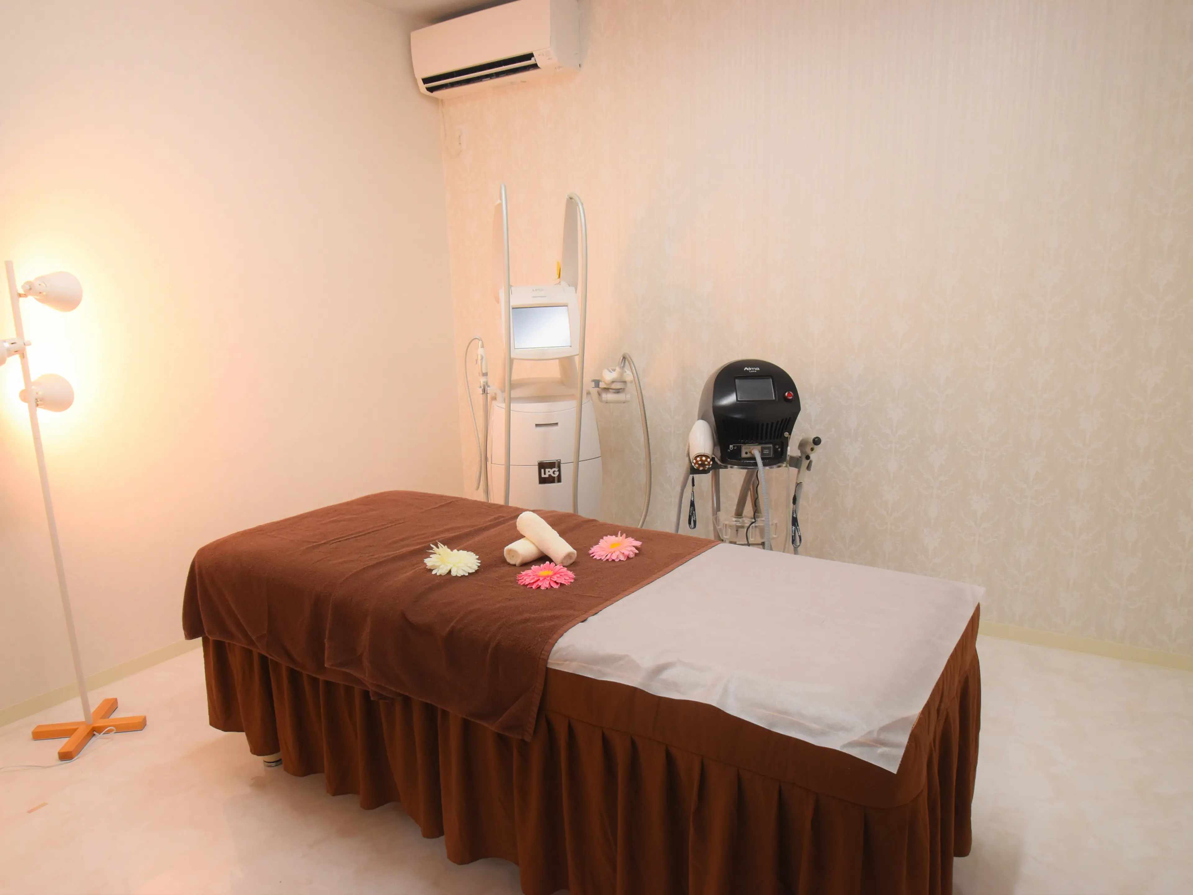 Bagainの内観・外観2