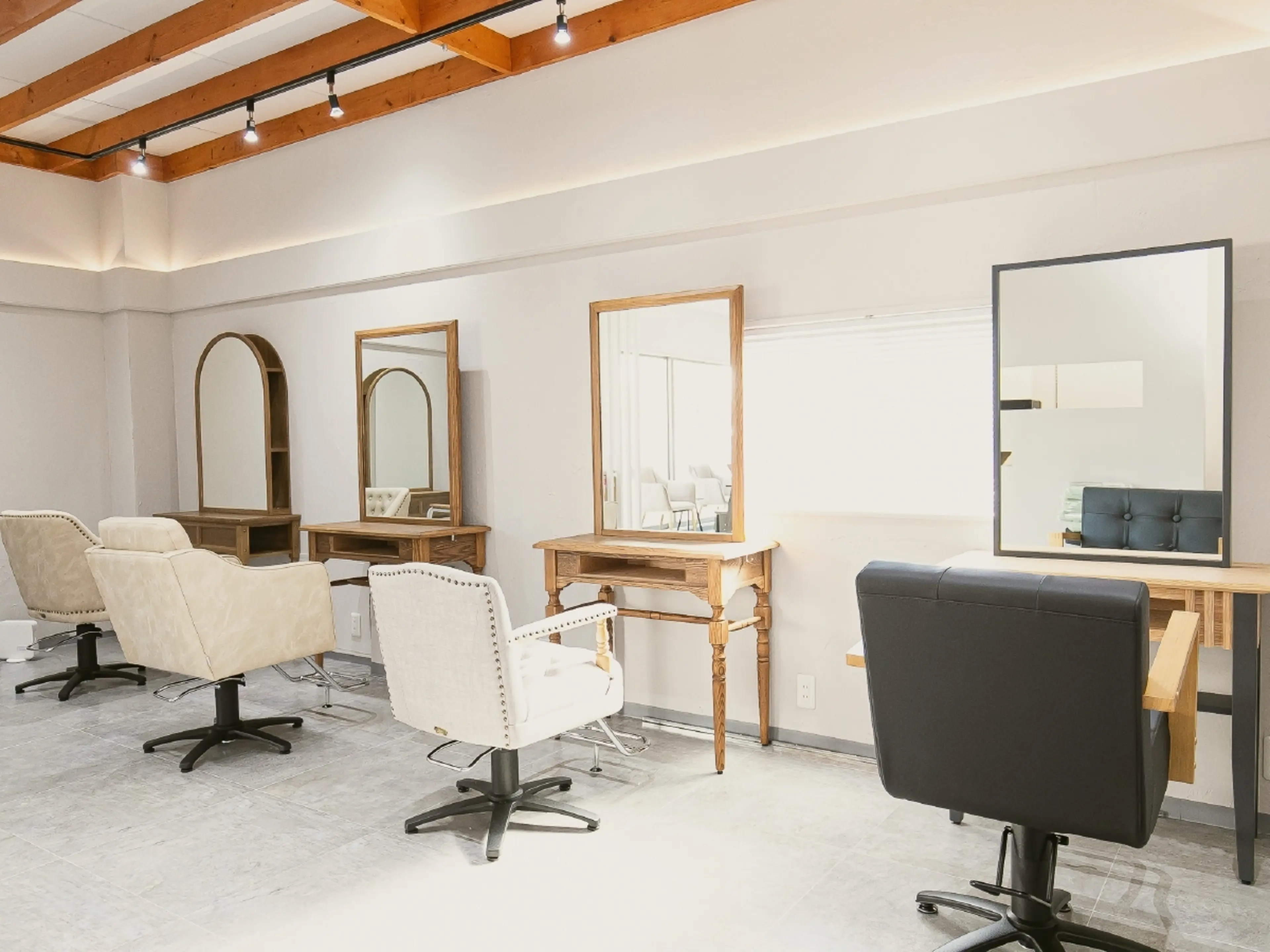 TUMUGの内観・外観2