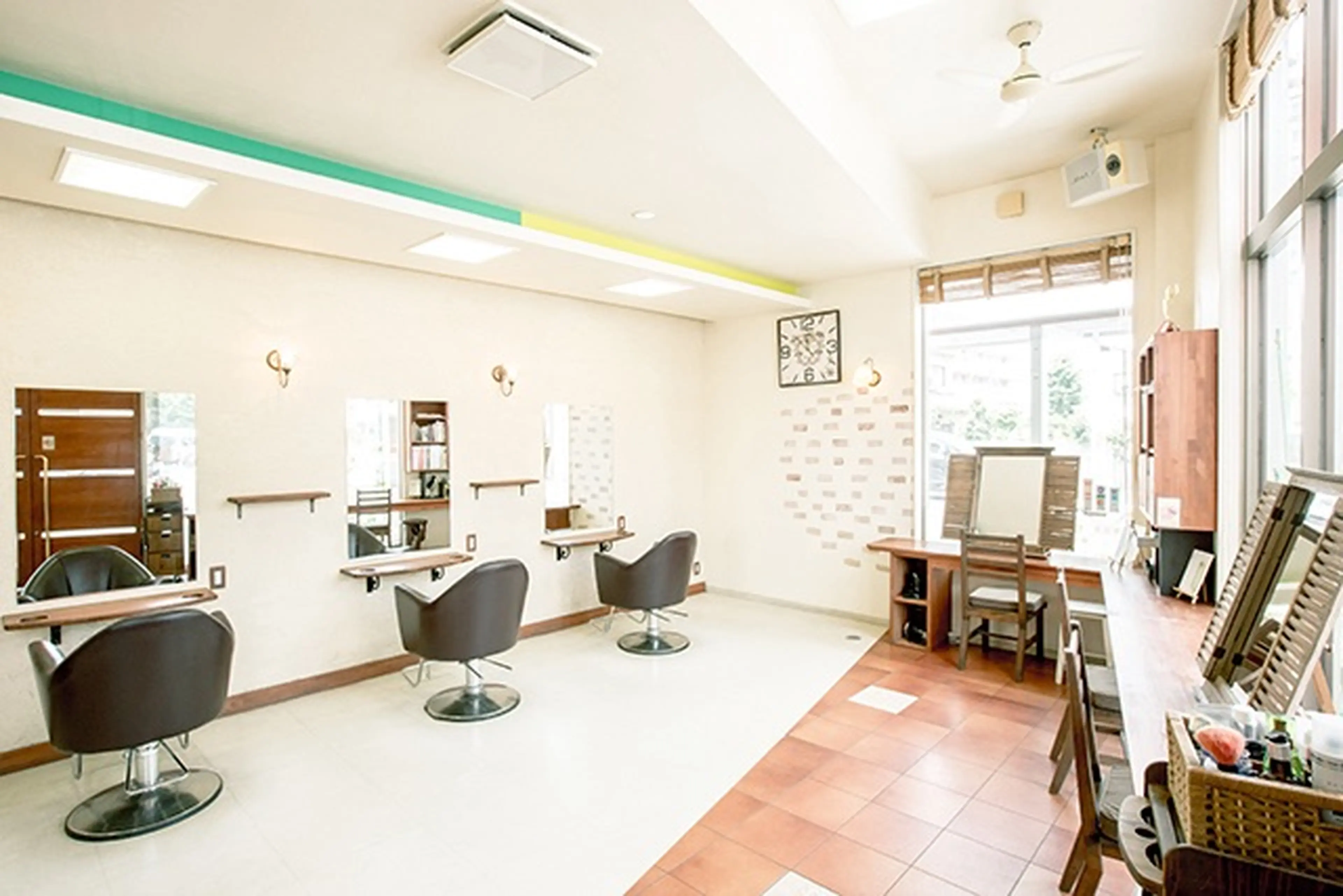 セットアップ美和店の内観・外観2