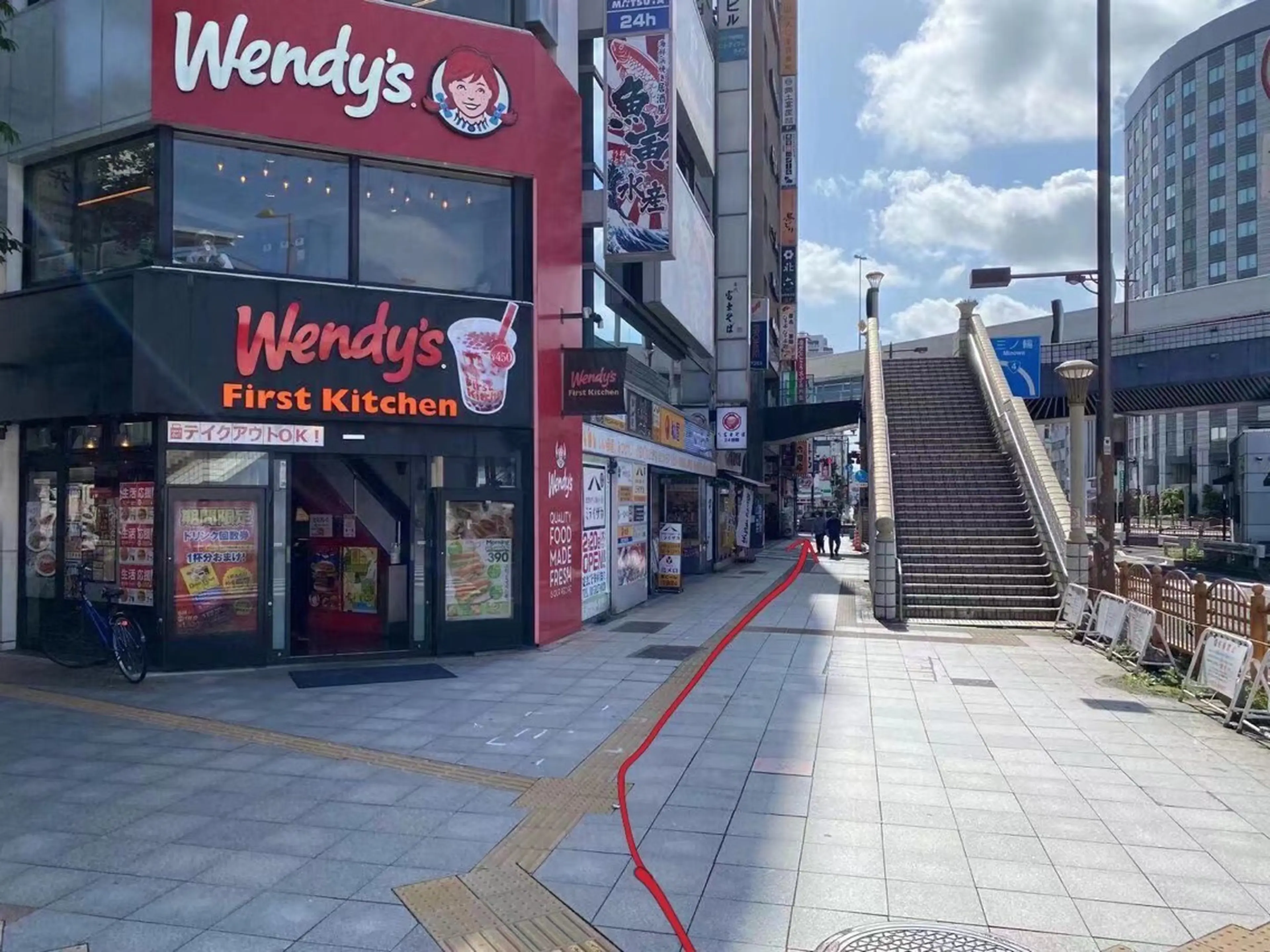 Queen nailの内観・外観2