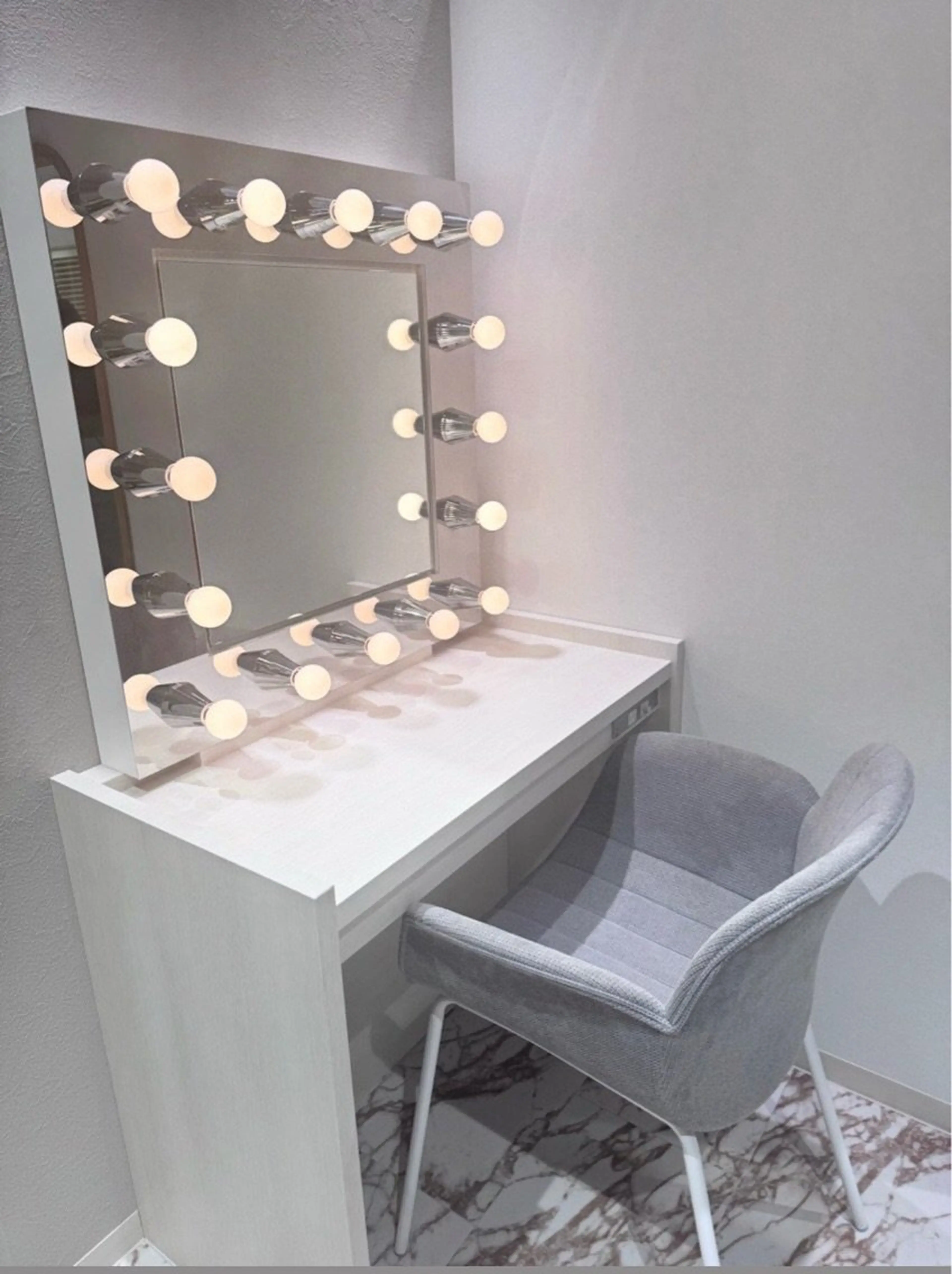 edge eye 梅田の内観・外観3