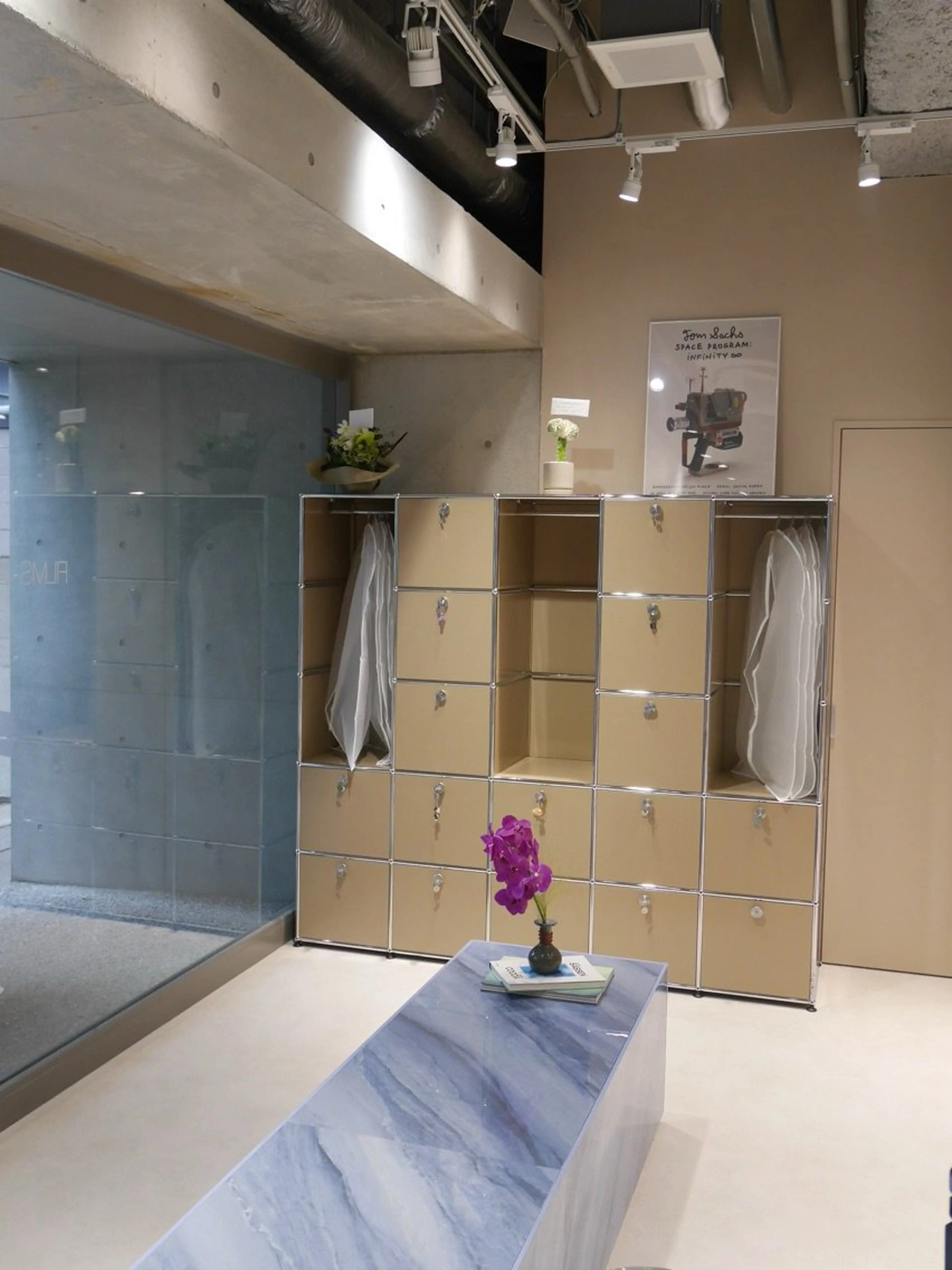 FILMS 大阪本町の内観・外観2