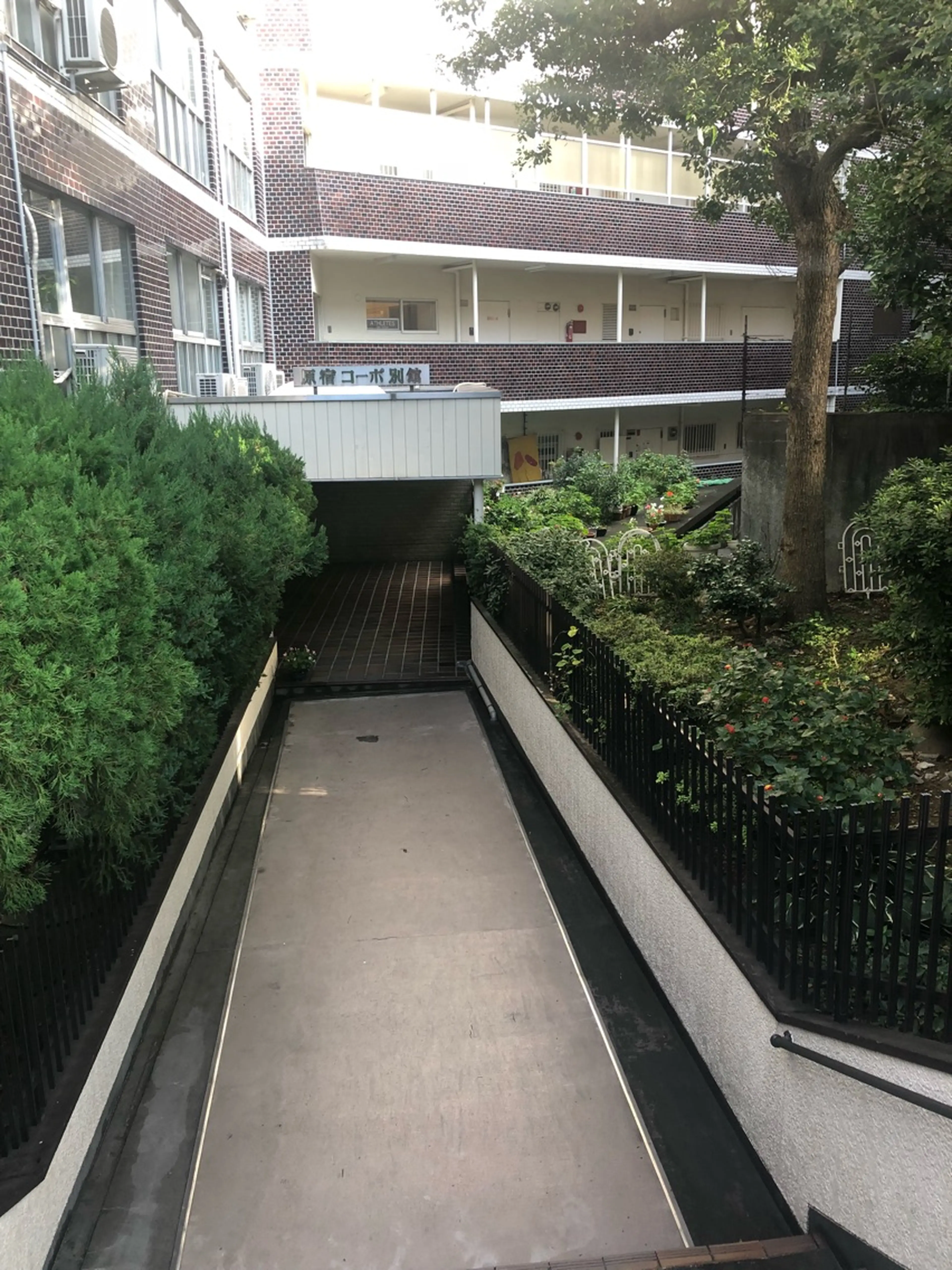 GOATの内観・外観3