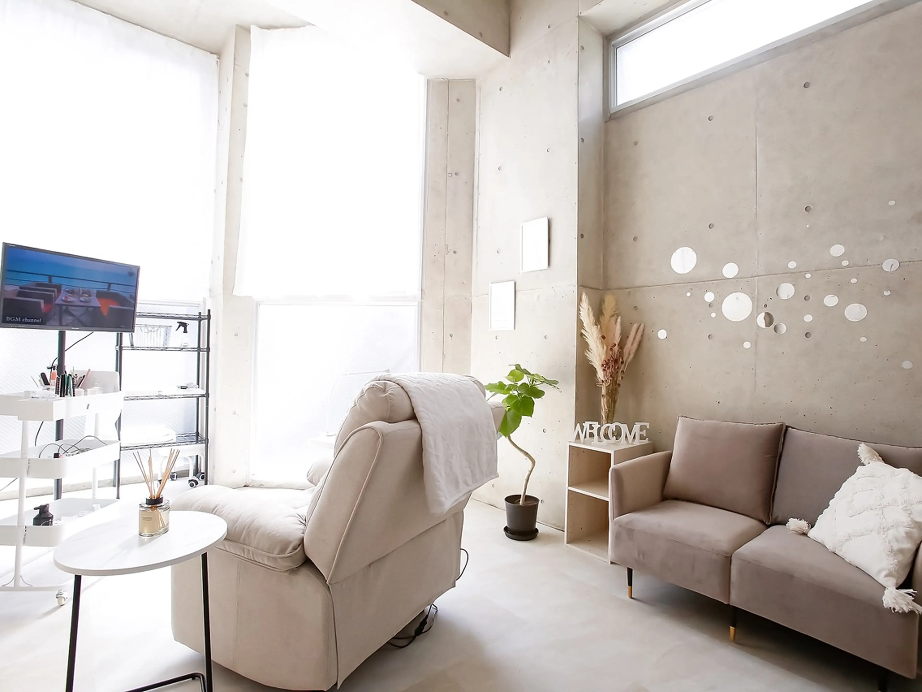 nailsalon Mirrorの内観・外観1