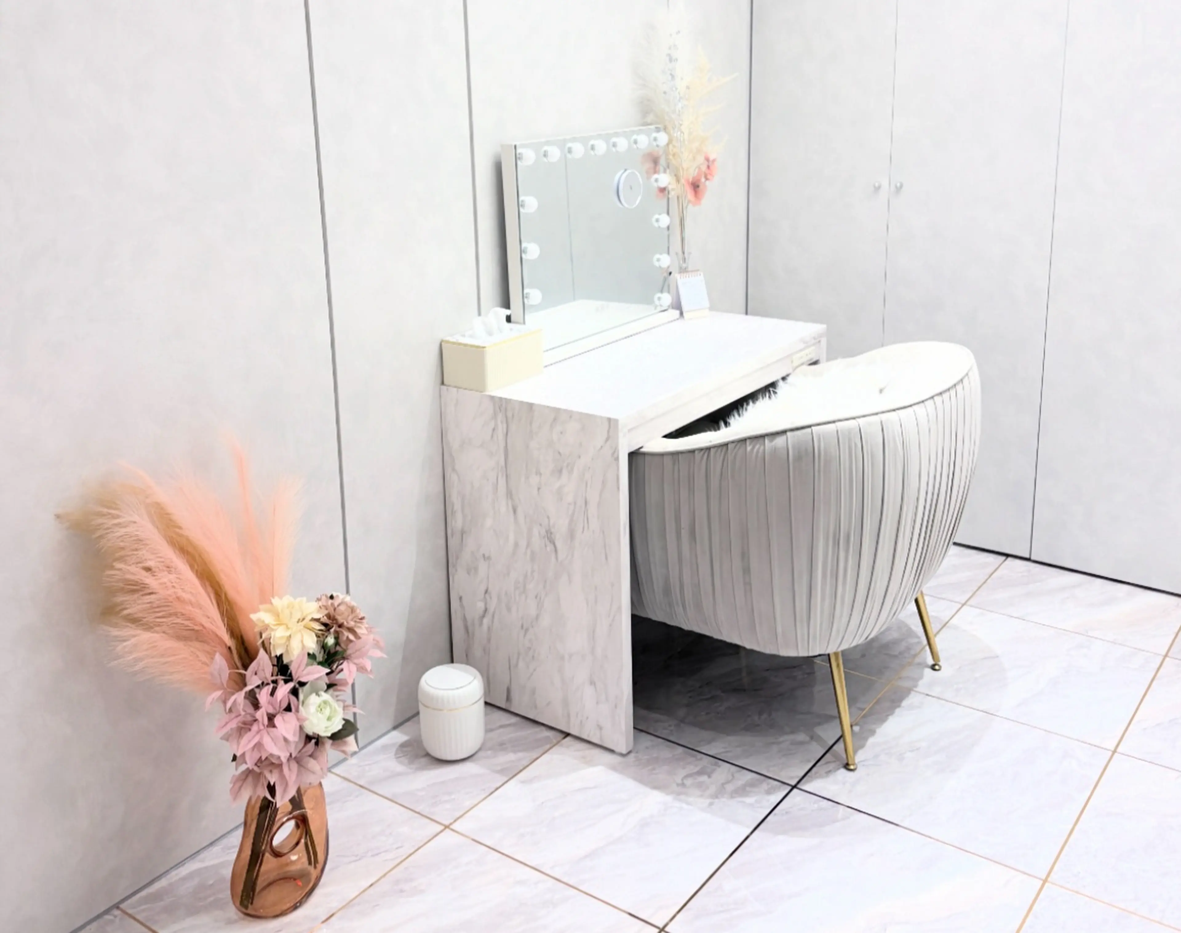 HAIR & MAKE EARTH　常盤平店の内観・外観3