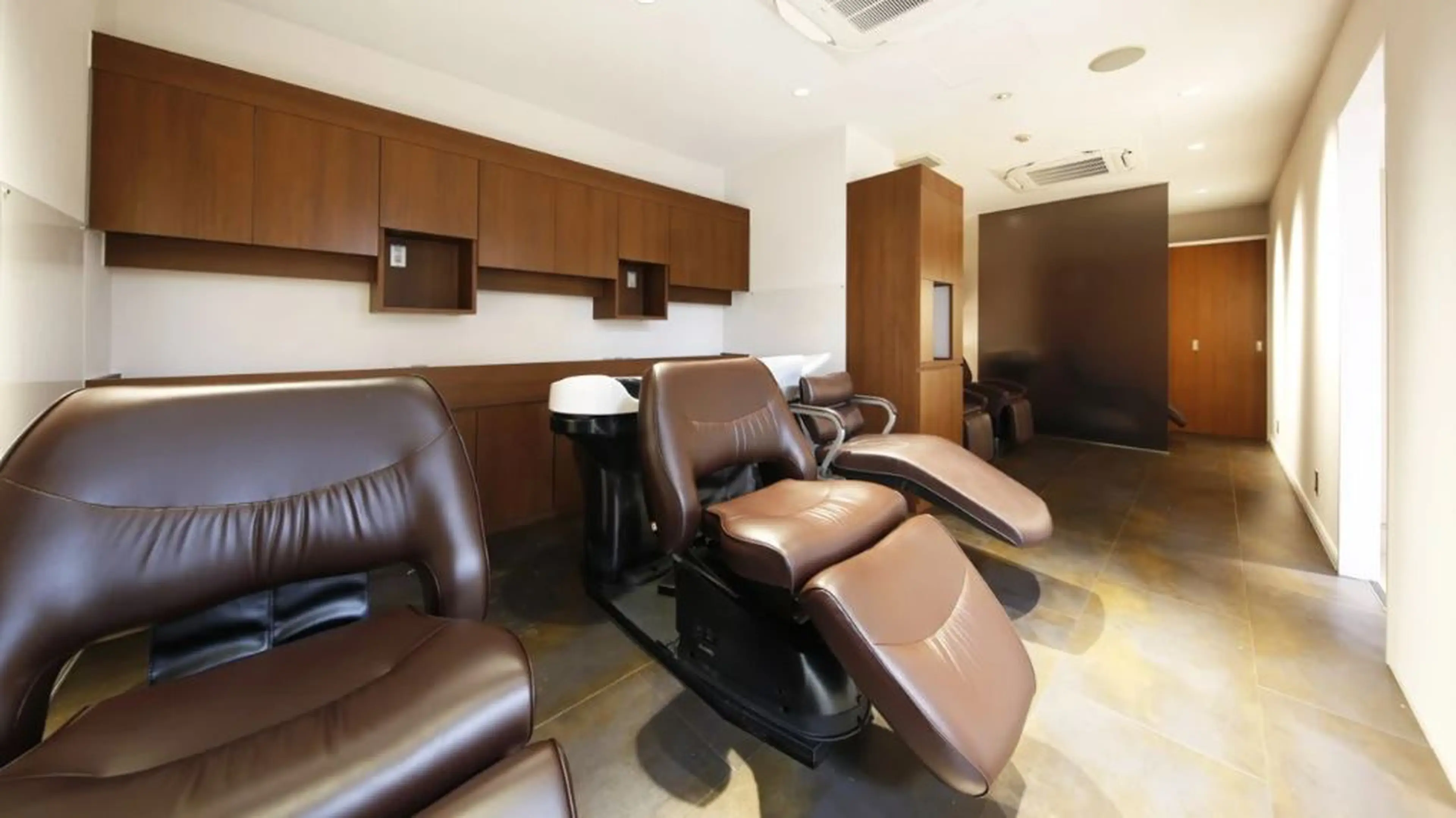 Ash 緑園都市店の内観・外観3