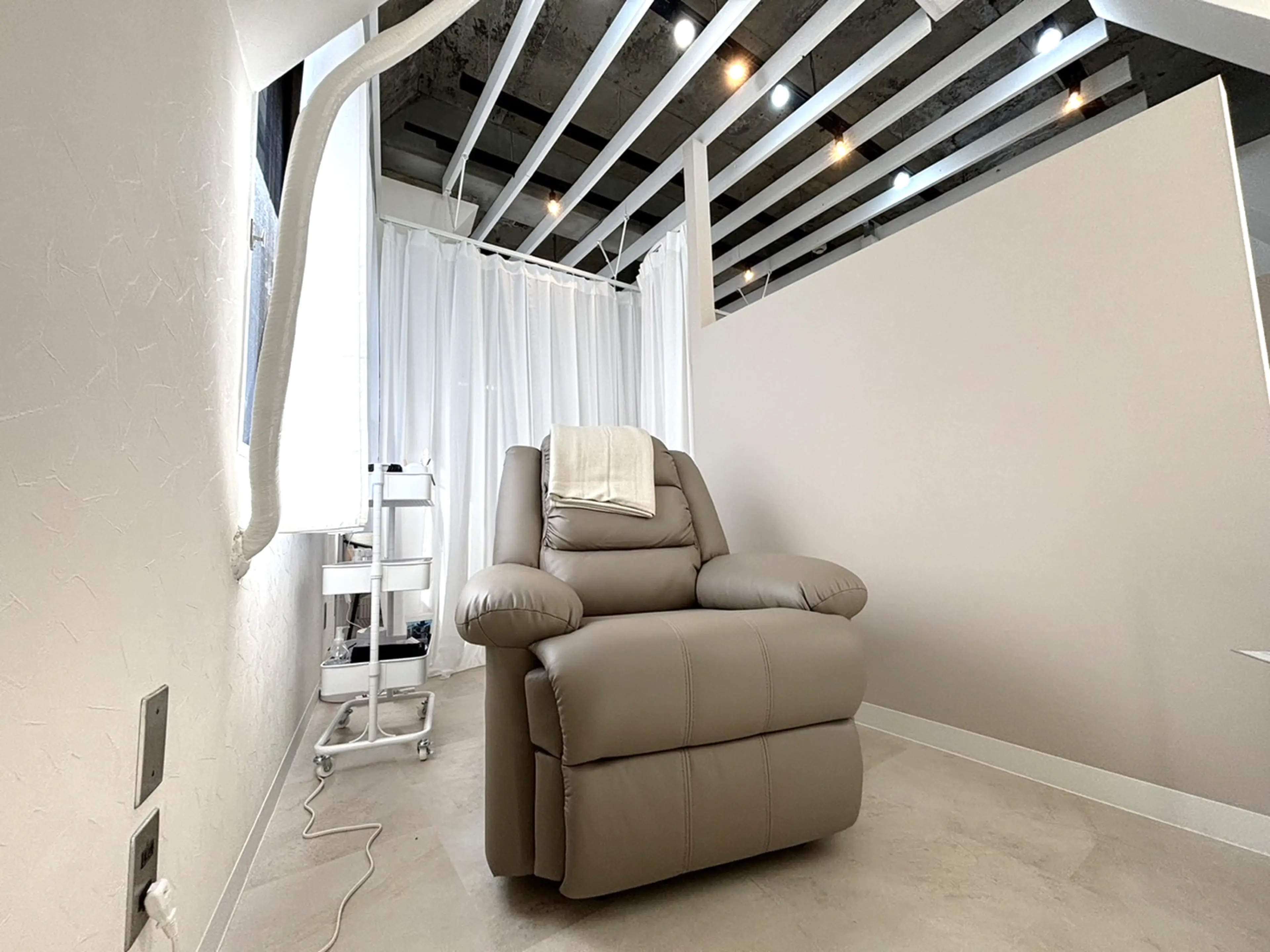 THE BALM 南越谷店の内観・外観3